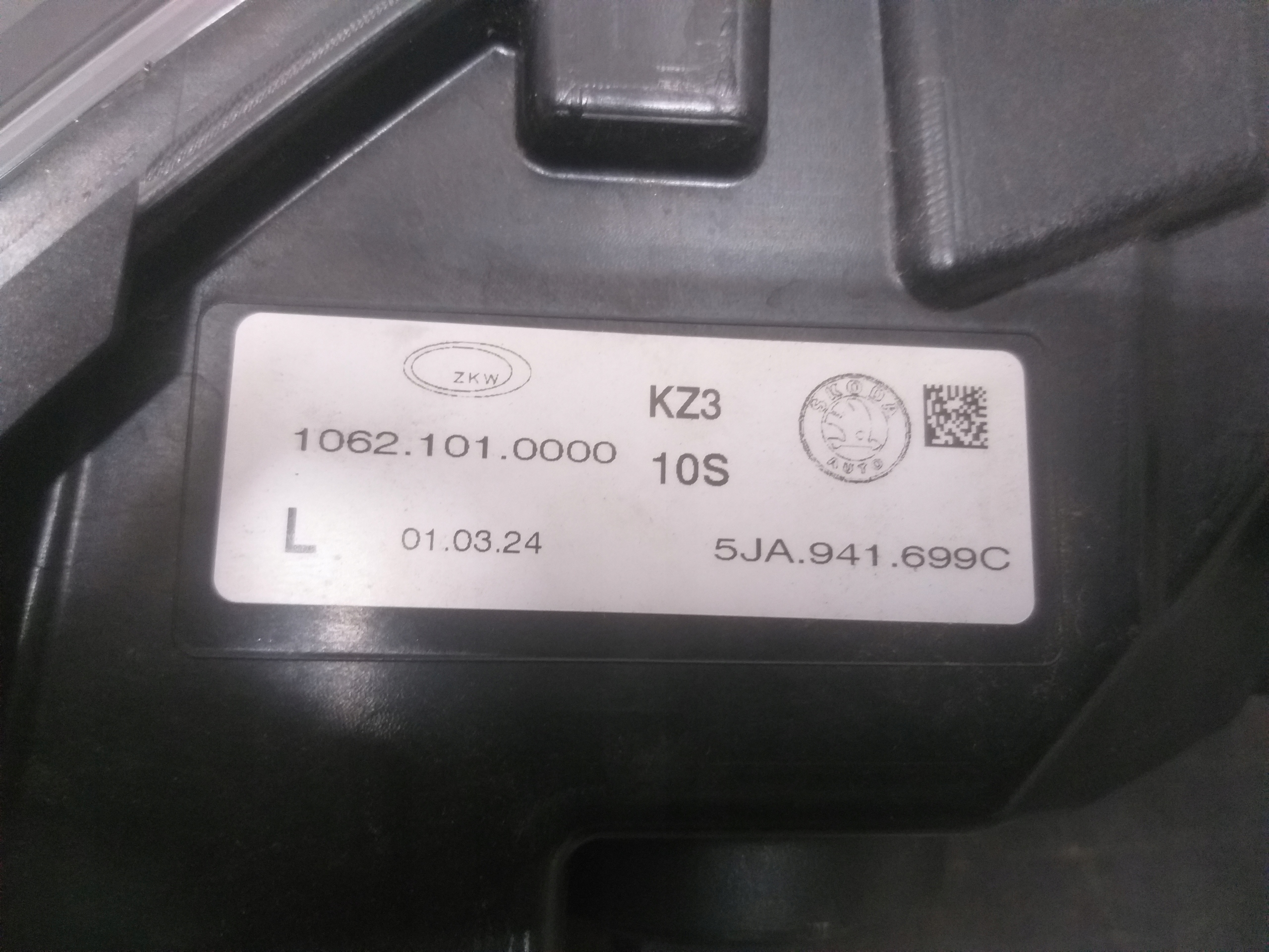NEBELSCHEINWERFER LINKS SKODA RAPID LED 5JA941699C