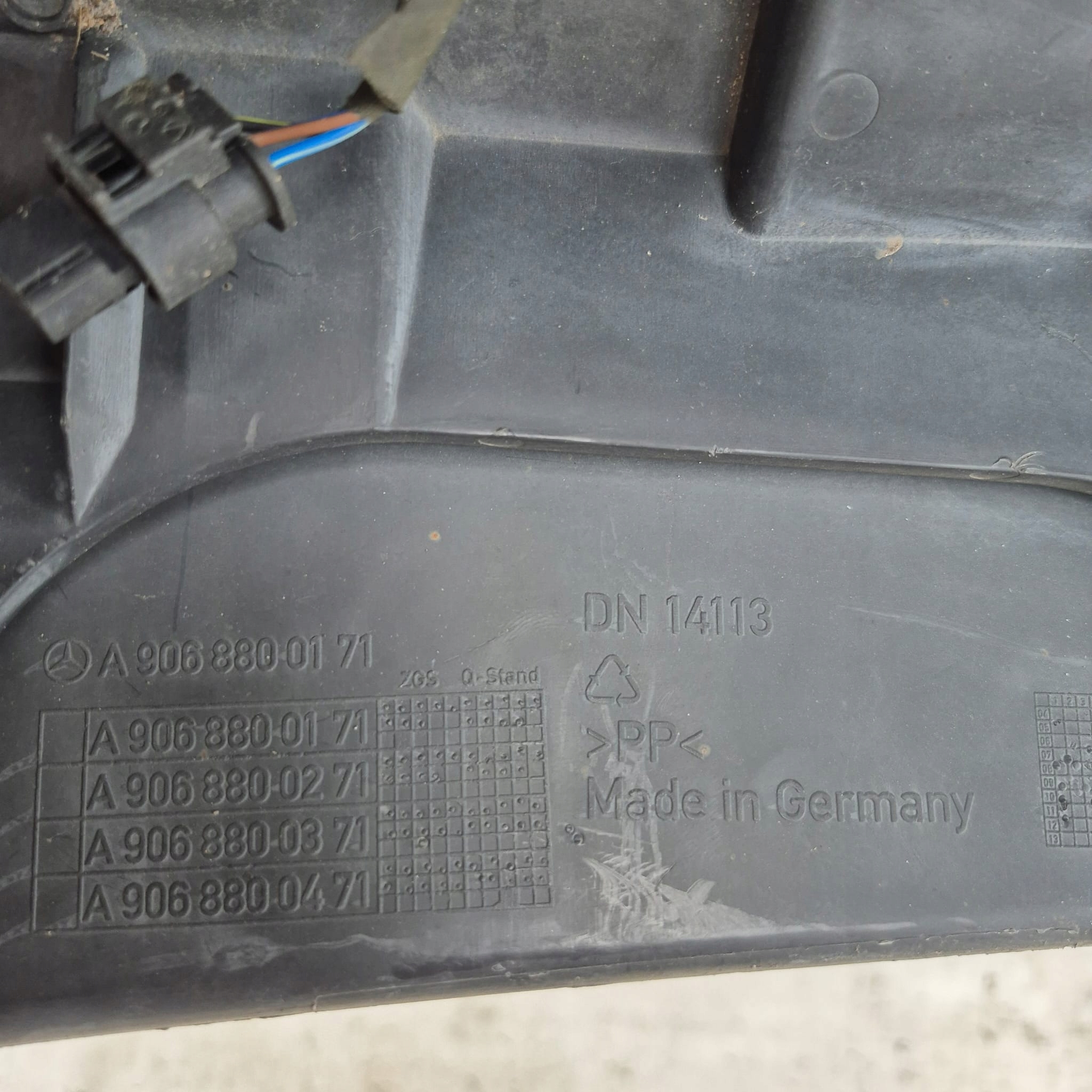 MERCEDES SPRINTER II 2 W906 06-18 bumper rear part rear PDC