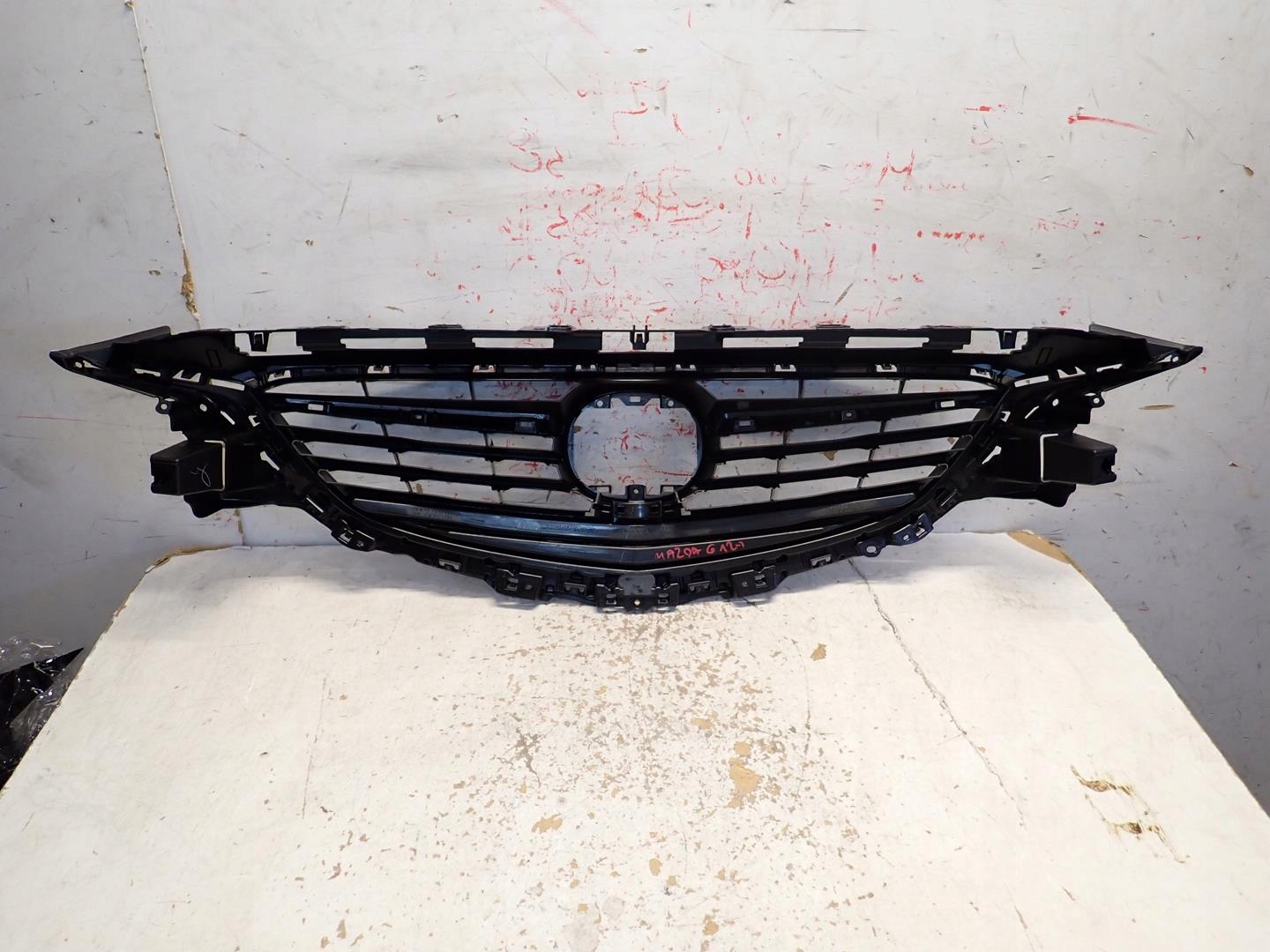 maska MAZDA 6 GJ 2012- nova original GHP9-50712