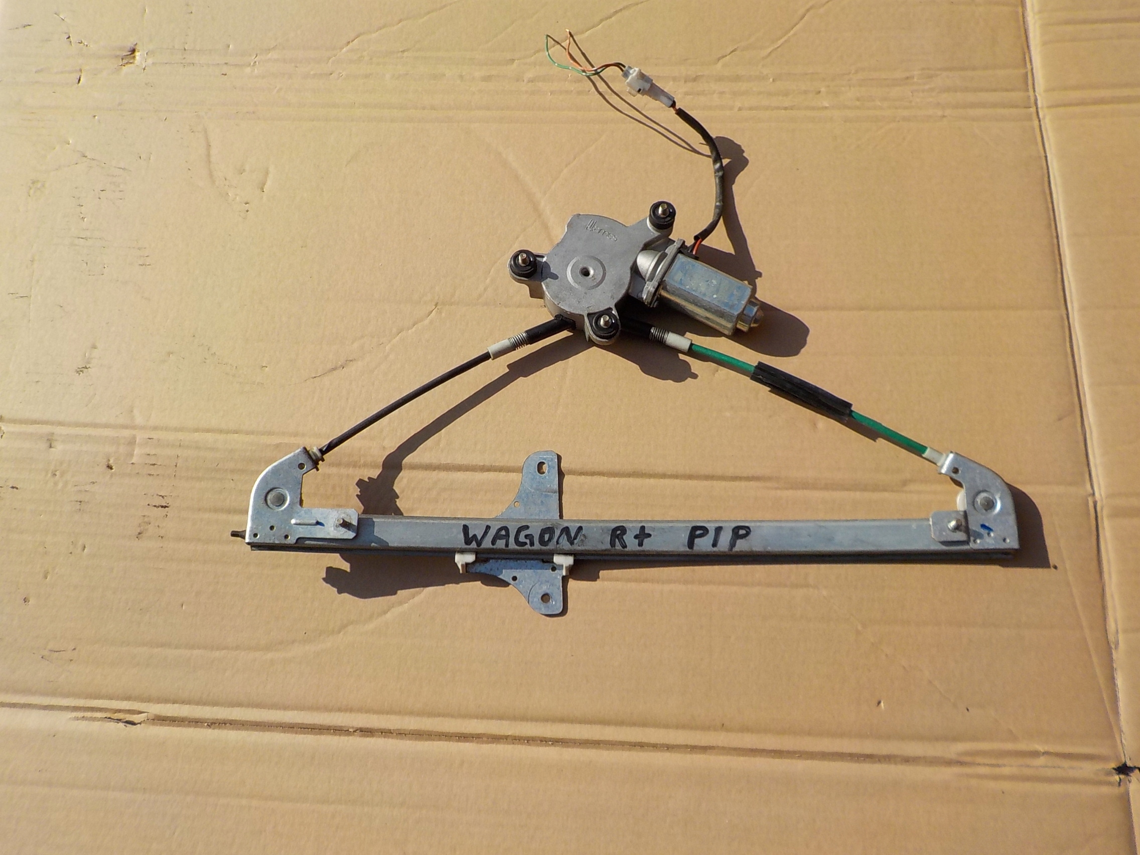window regulator right front suzuki wagon R+ 2001r