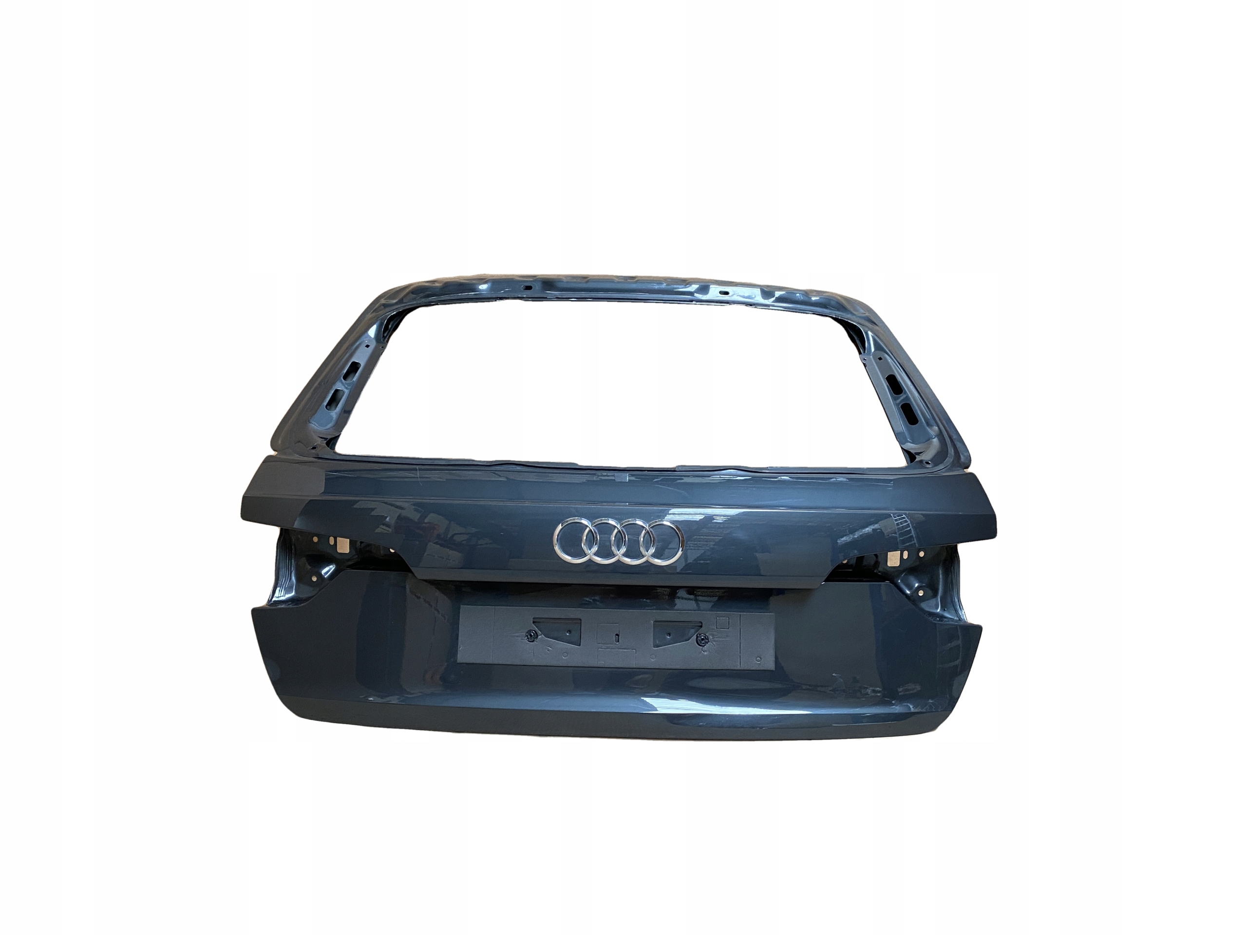 AUDI A4 8W B9 KOMBI trunk door boot