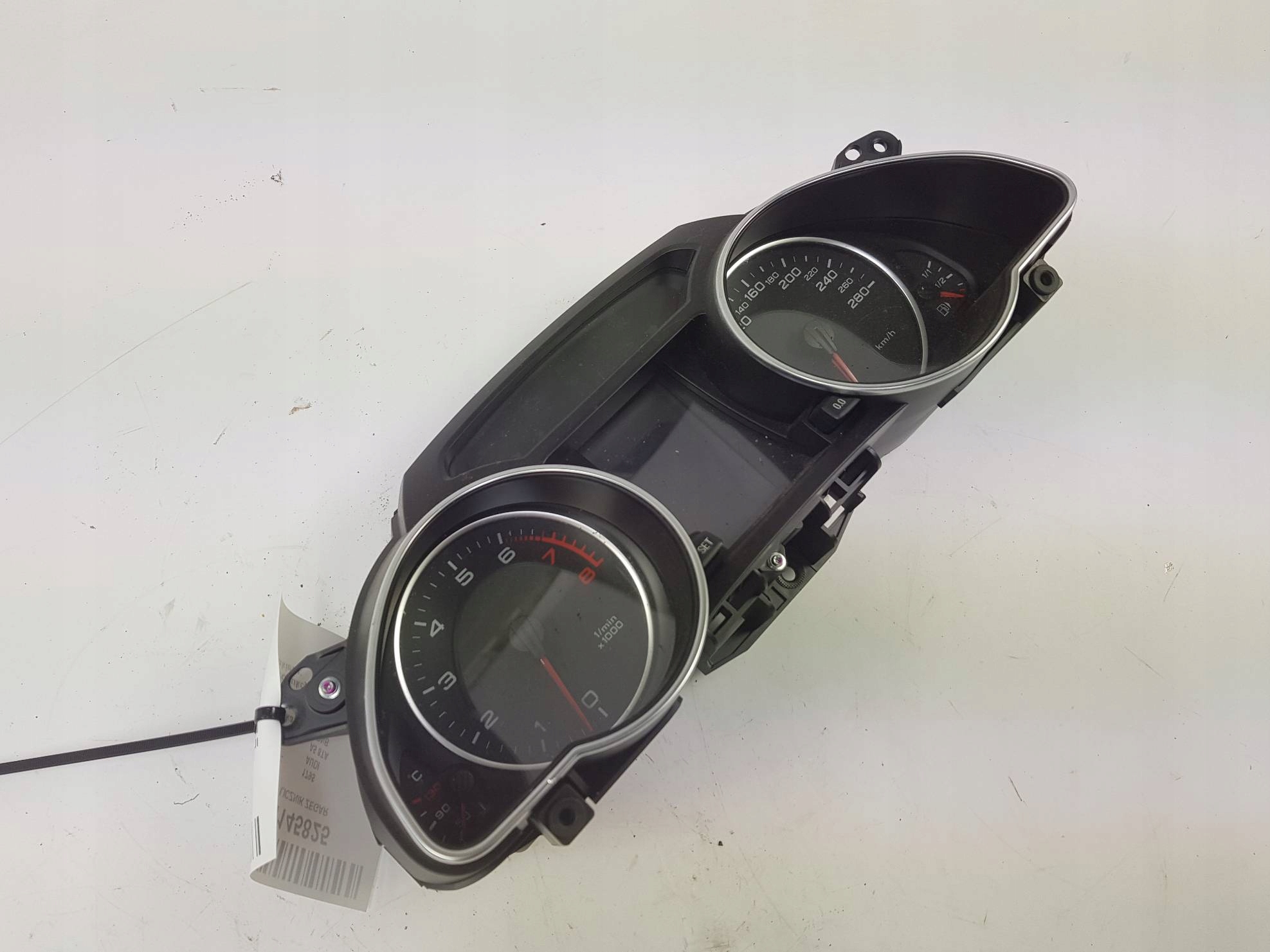 dials clock 8T0920931F AUDI A5 8TA