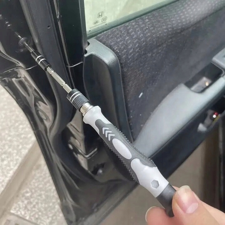 ZESTAW DO NAPRAWY ELEKTRONIKI KOMPUTERA TELEFONU LAPTOPA IPHONE 115w1 Liczba elementów w zestawie 115