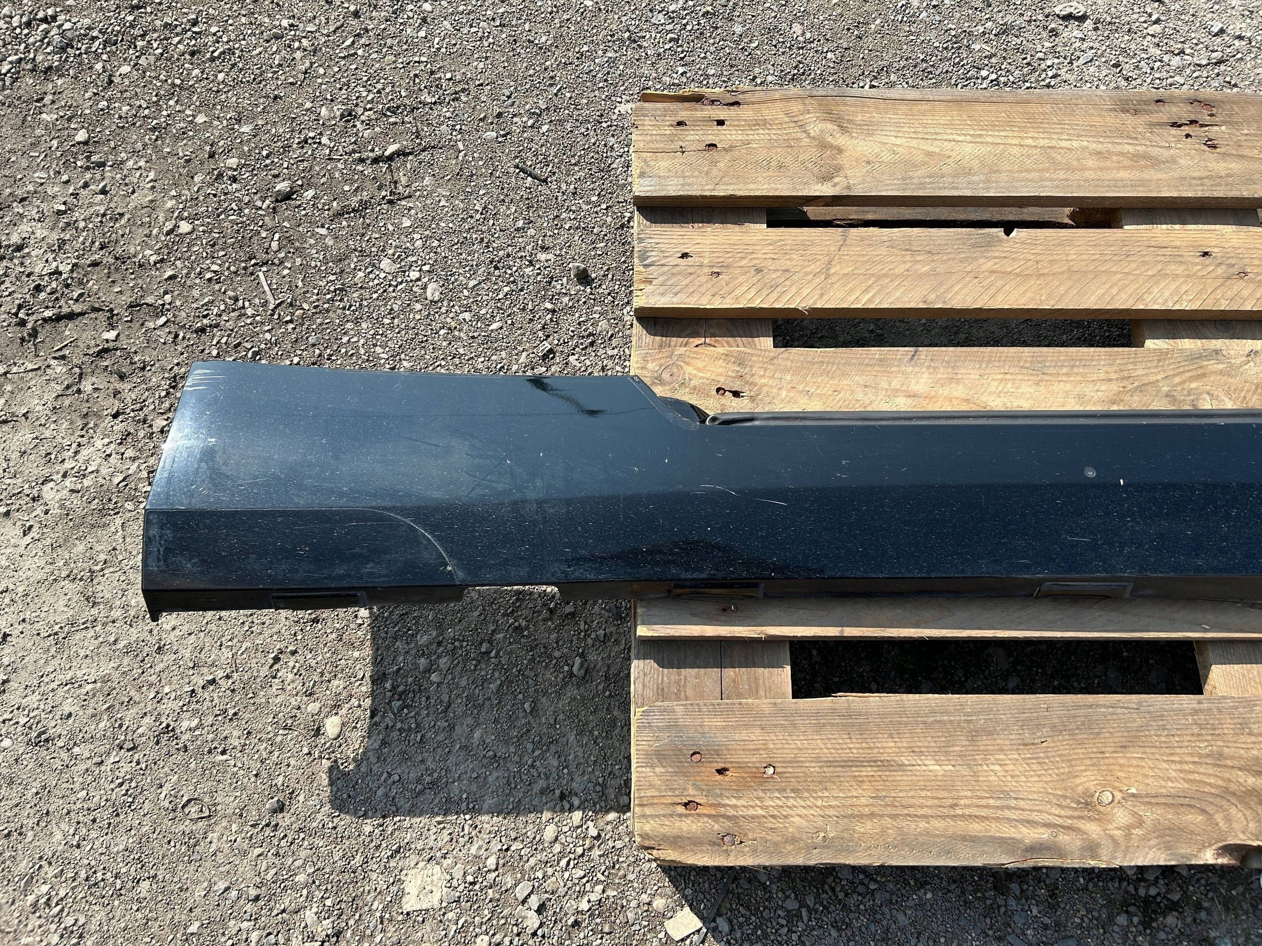 threshold right moulding cap threshold right Chevrolet Camaro 2009-2013