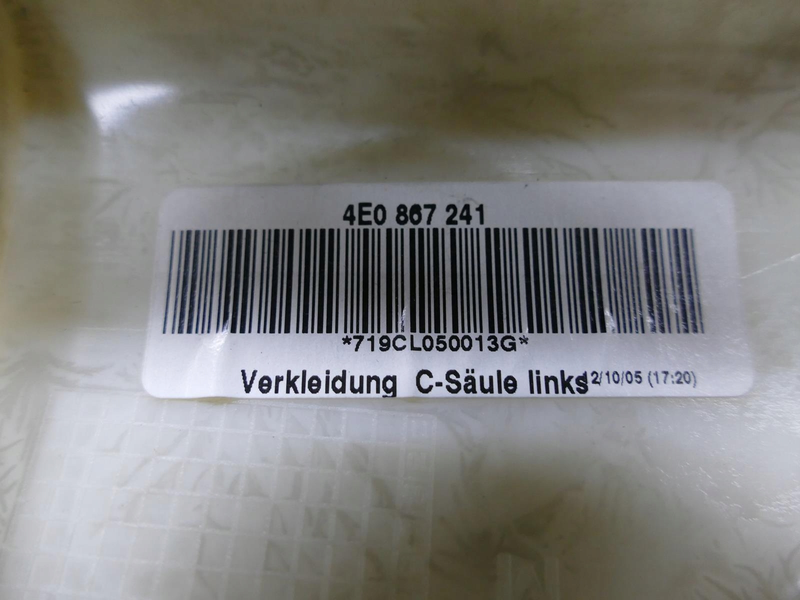 AUDI A8 D3 LIFT pillar C side moulding cover LT