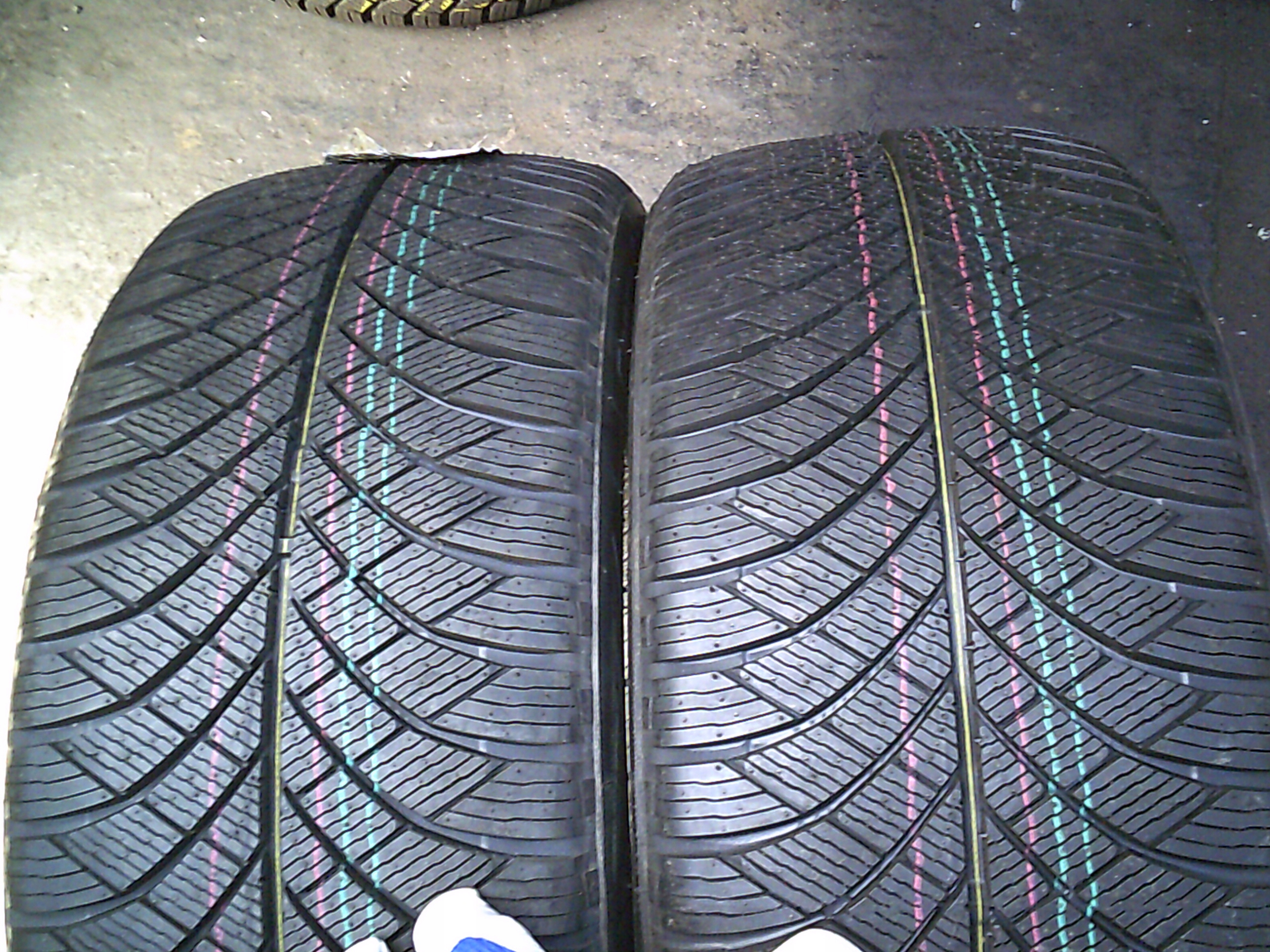 2x Nankang Cross Seasons AW6 235/45R18 2019 Nové
