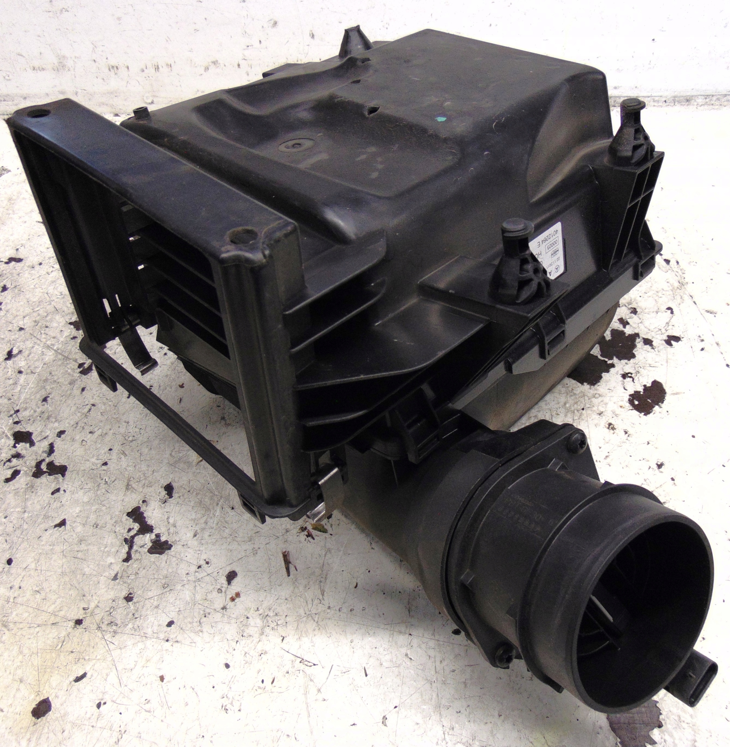 КОРПУС ФИЛЬТРА ВОЗДУХА MERCEDES B КЛАС W246 1cdi ЕВРОПА