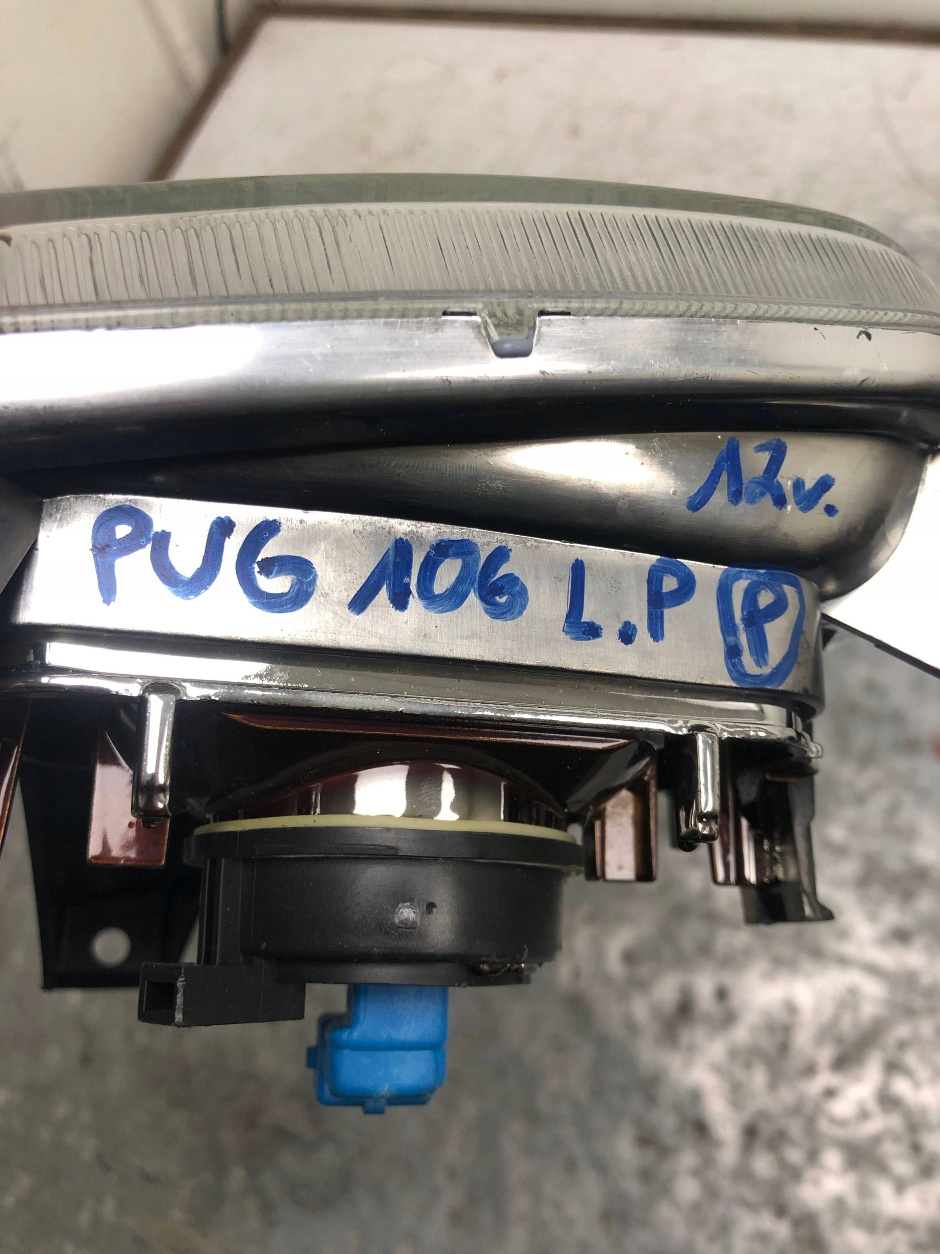 fog light left front PEUGEOT 106 67720435 66918950