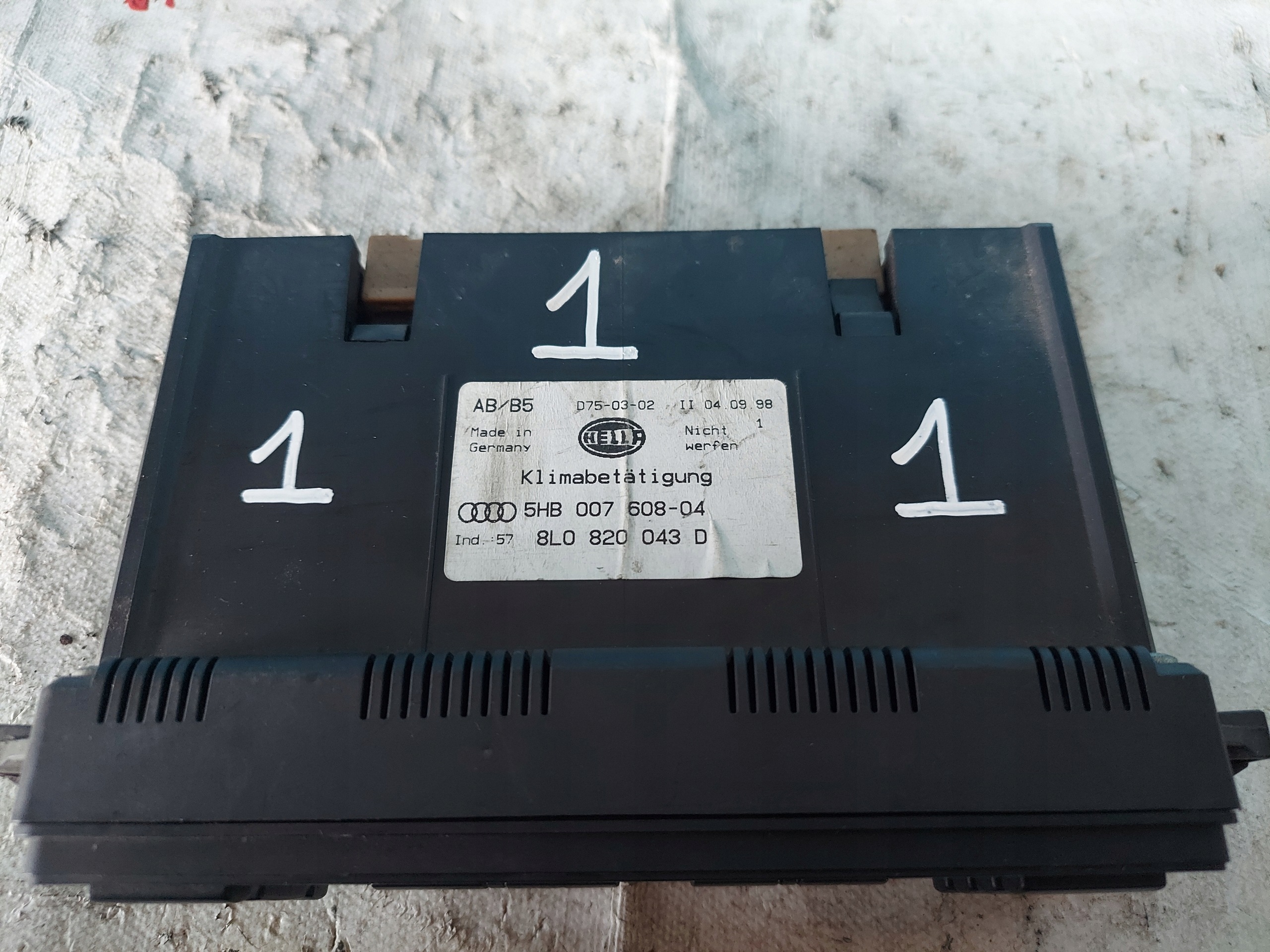 PANEL KLIMY AUDI A3 8L A4 B5 8L0820043D