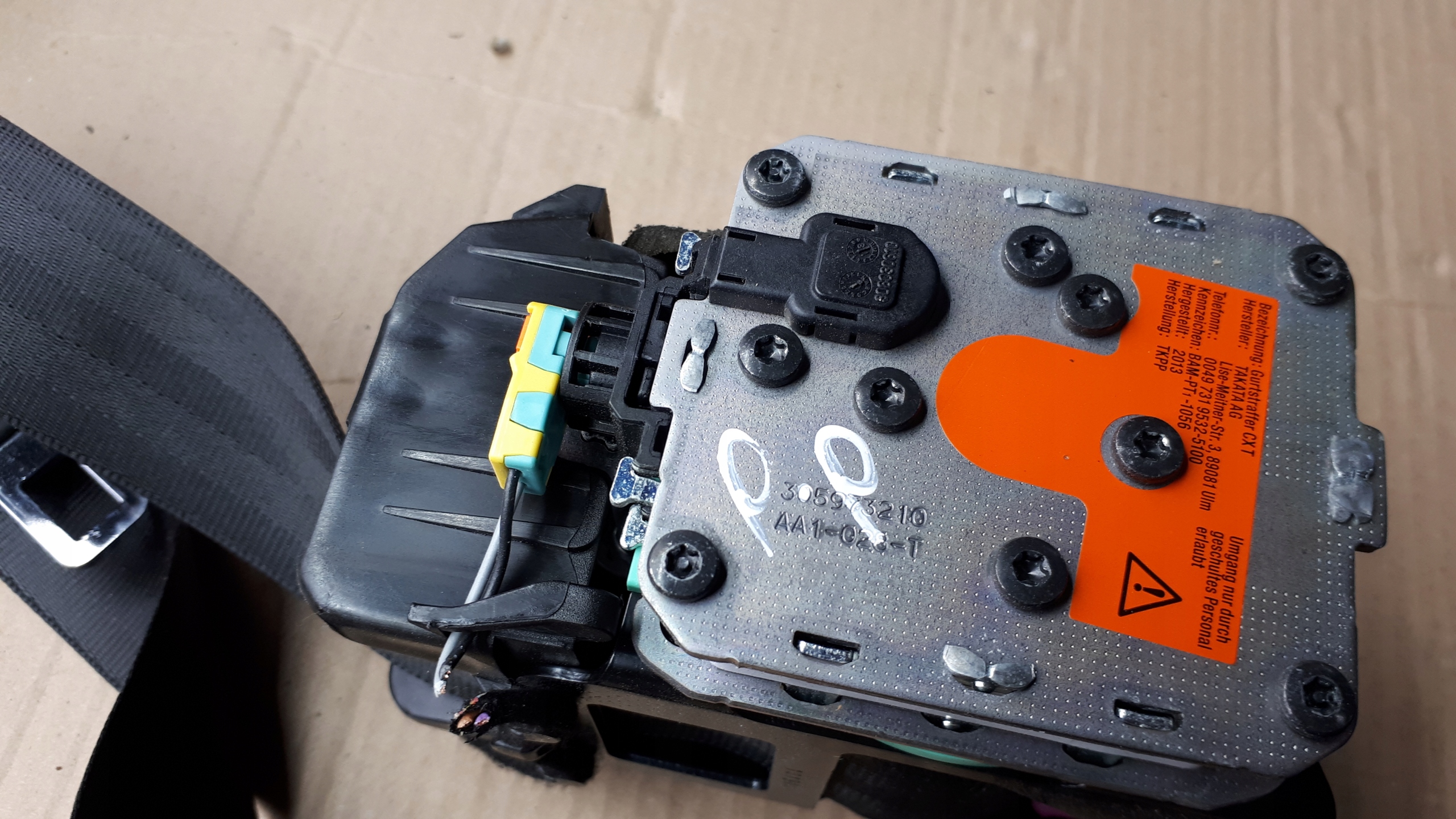S4 B8 LIFT A4 di sicurezza Destra PRZO 8K1857706H