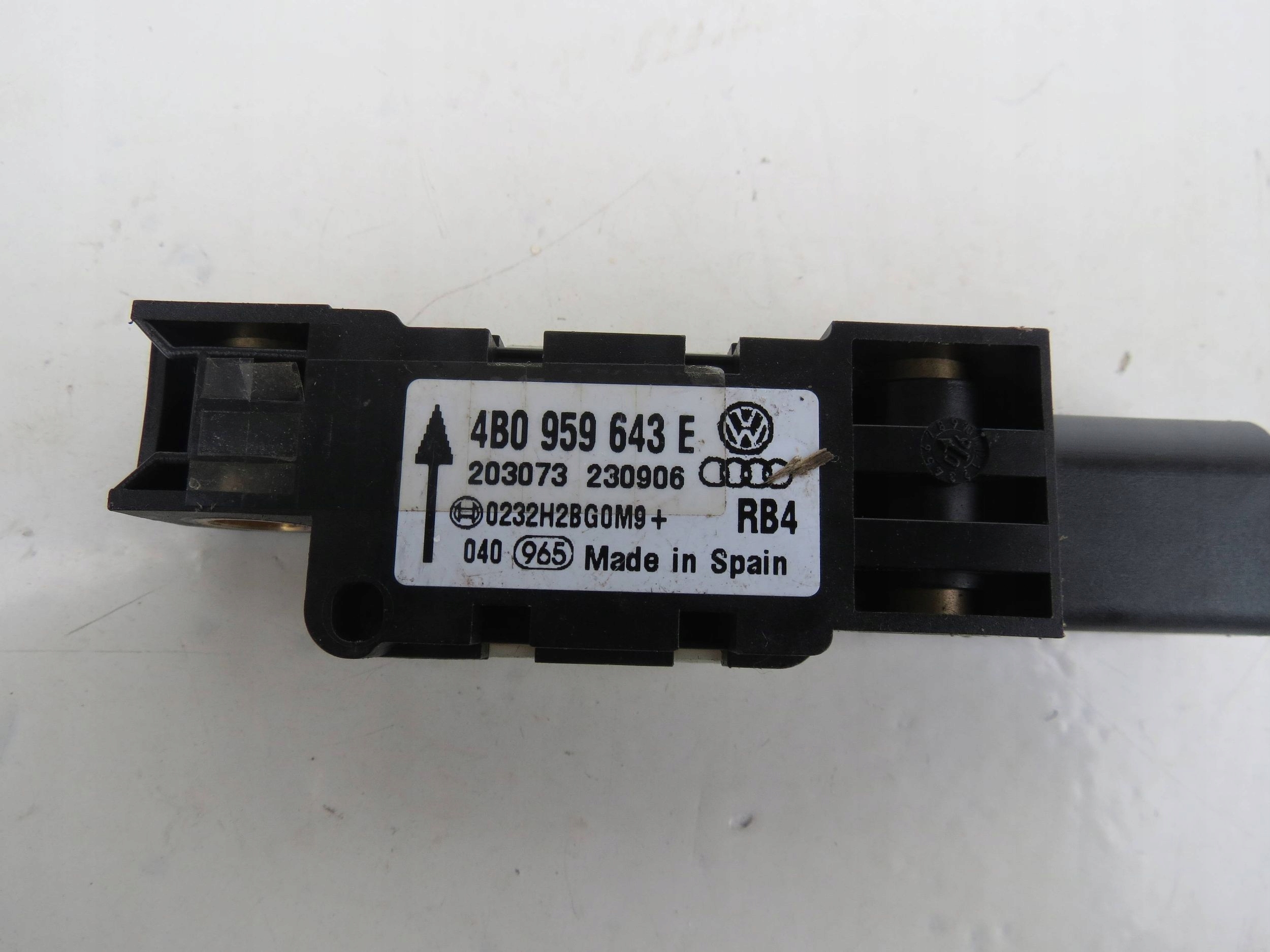 impact sensor airbag left right rear part PORSCHE CAYENNE 4.5 V8 4B0959643E