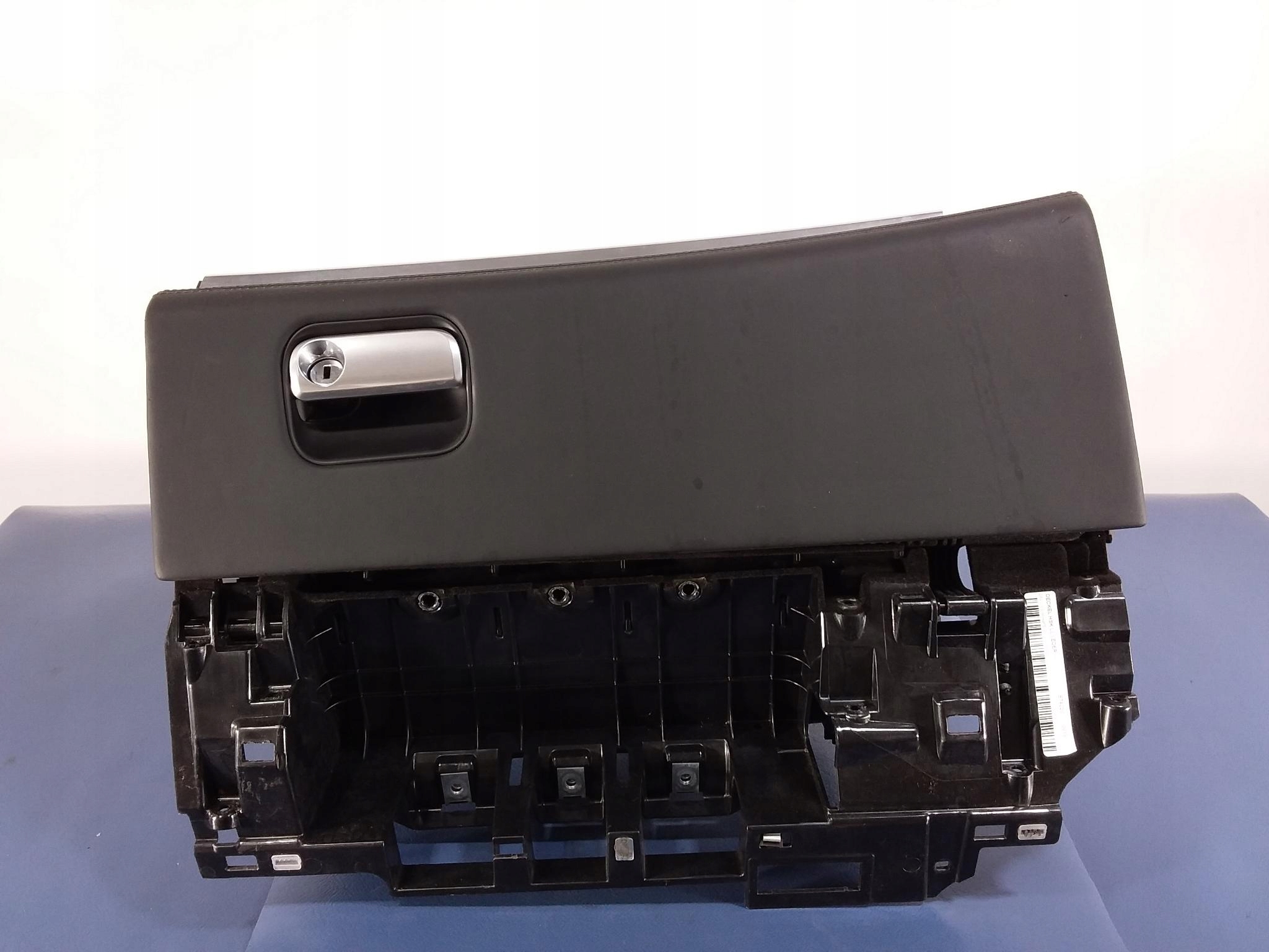 бардачок консоли пассажира PORSCHE oe 97055220409