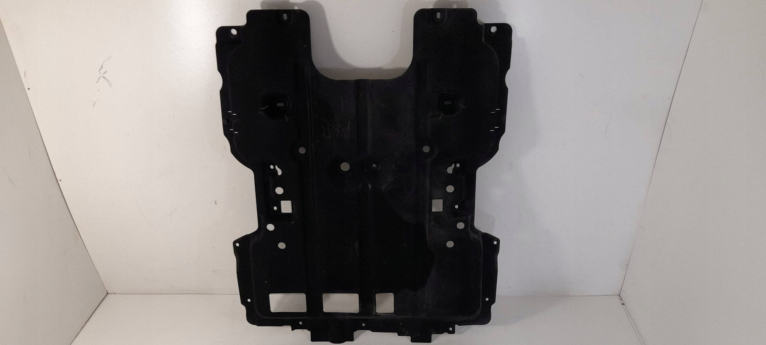 Citroen C4 III e-C4 cover below engine 9830181780 (PL506)