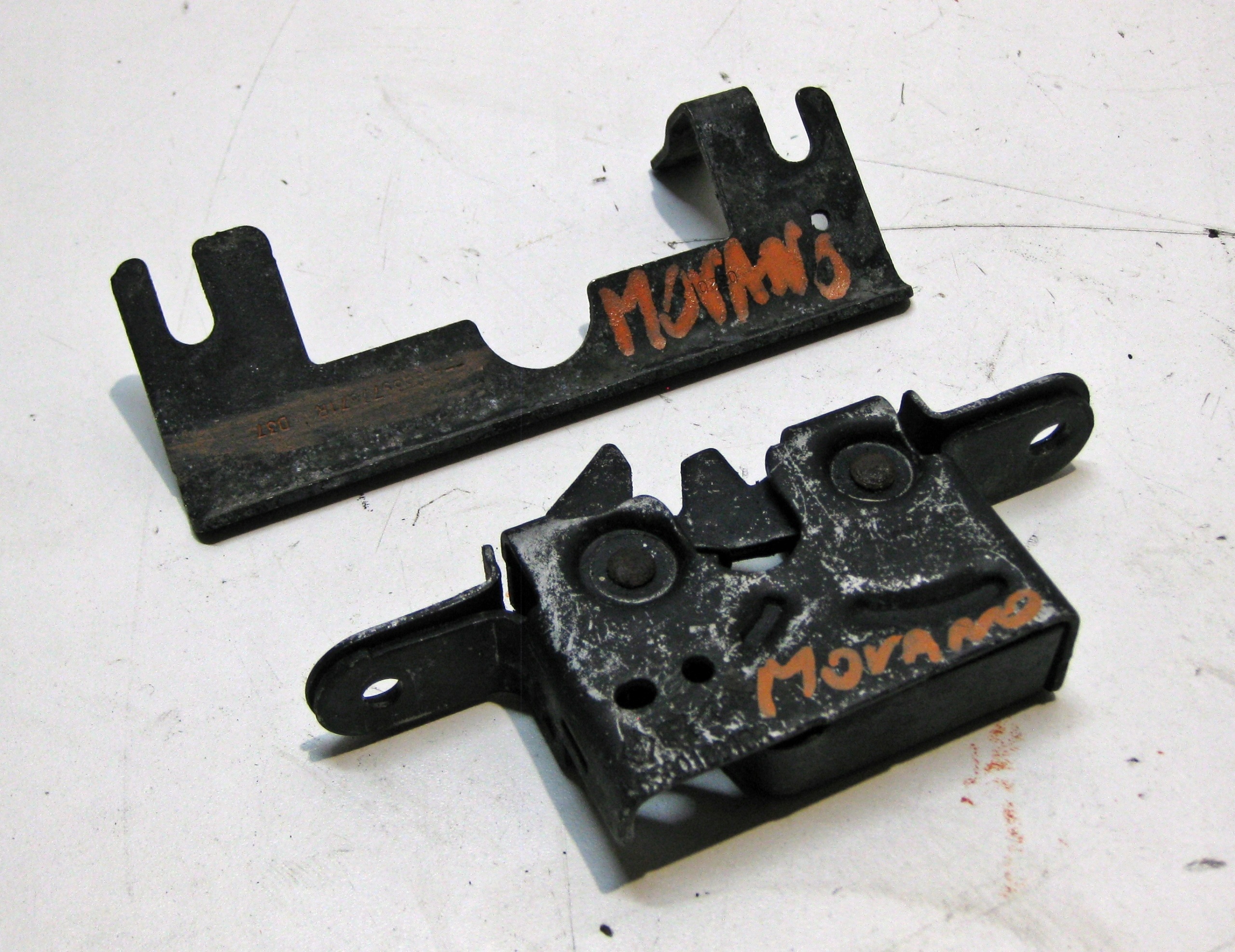 OPEL MOVANO B LIFT lock RYGIEL bonnets + console 656010010R