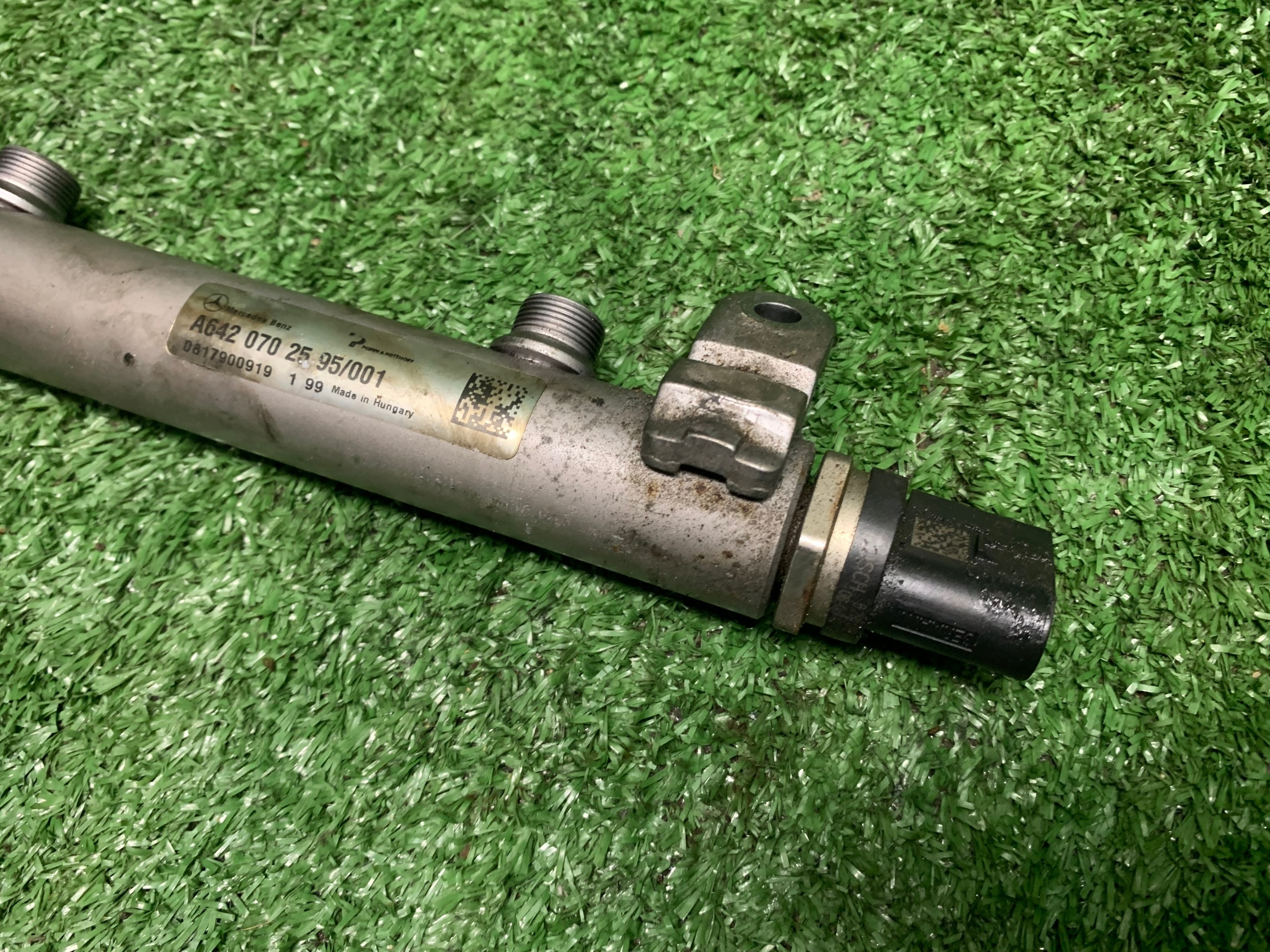 rampe injection CHRYSLER 3.0 V6 CRD A6420702595/001