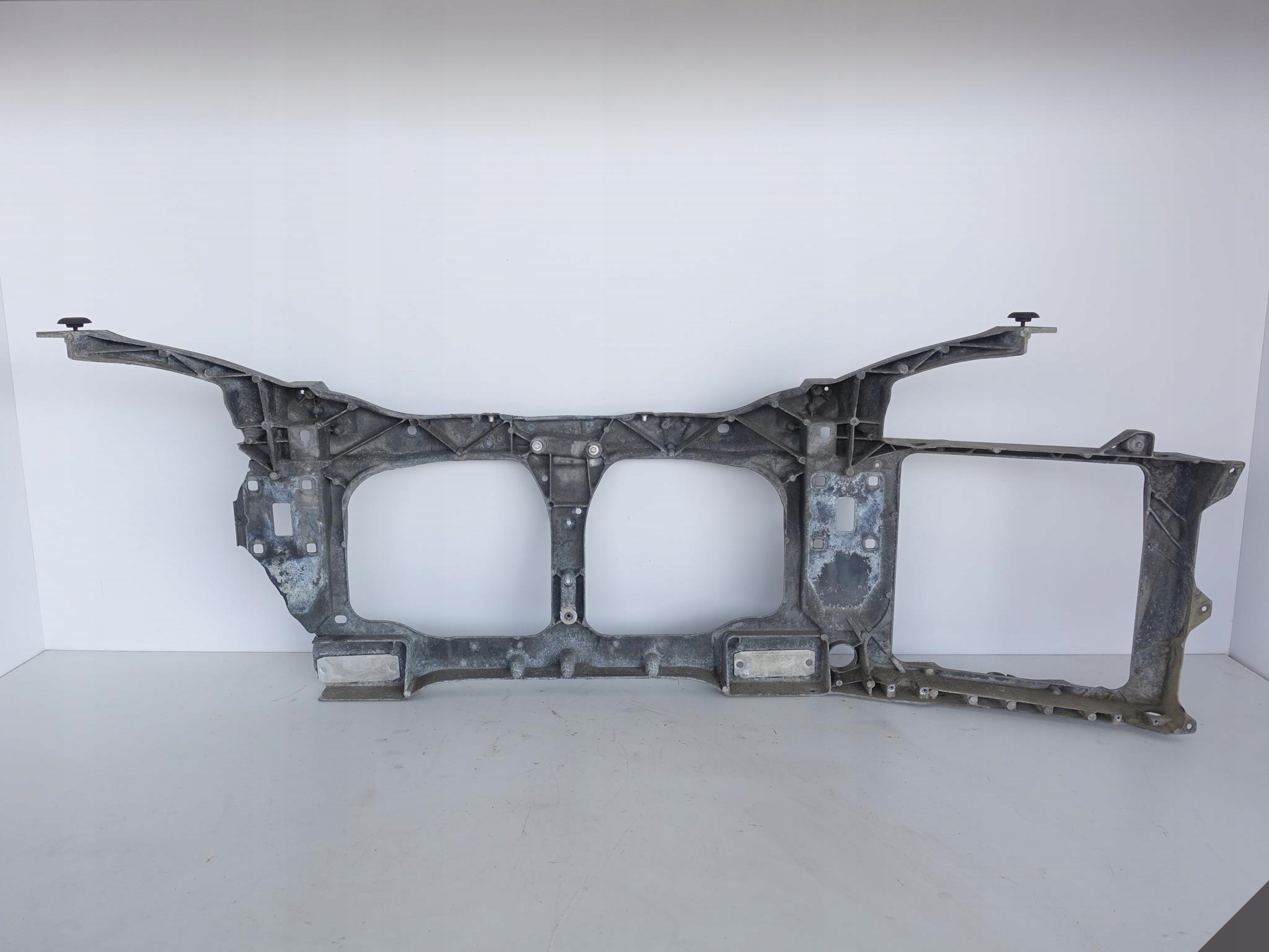 TESLA MODEL S 12-16 ARMATURE ENDOMMAGÉ