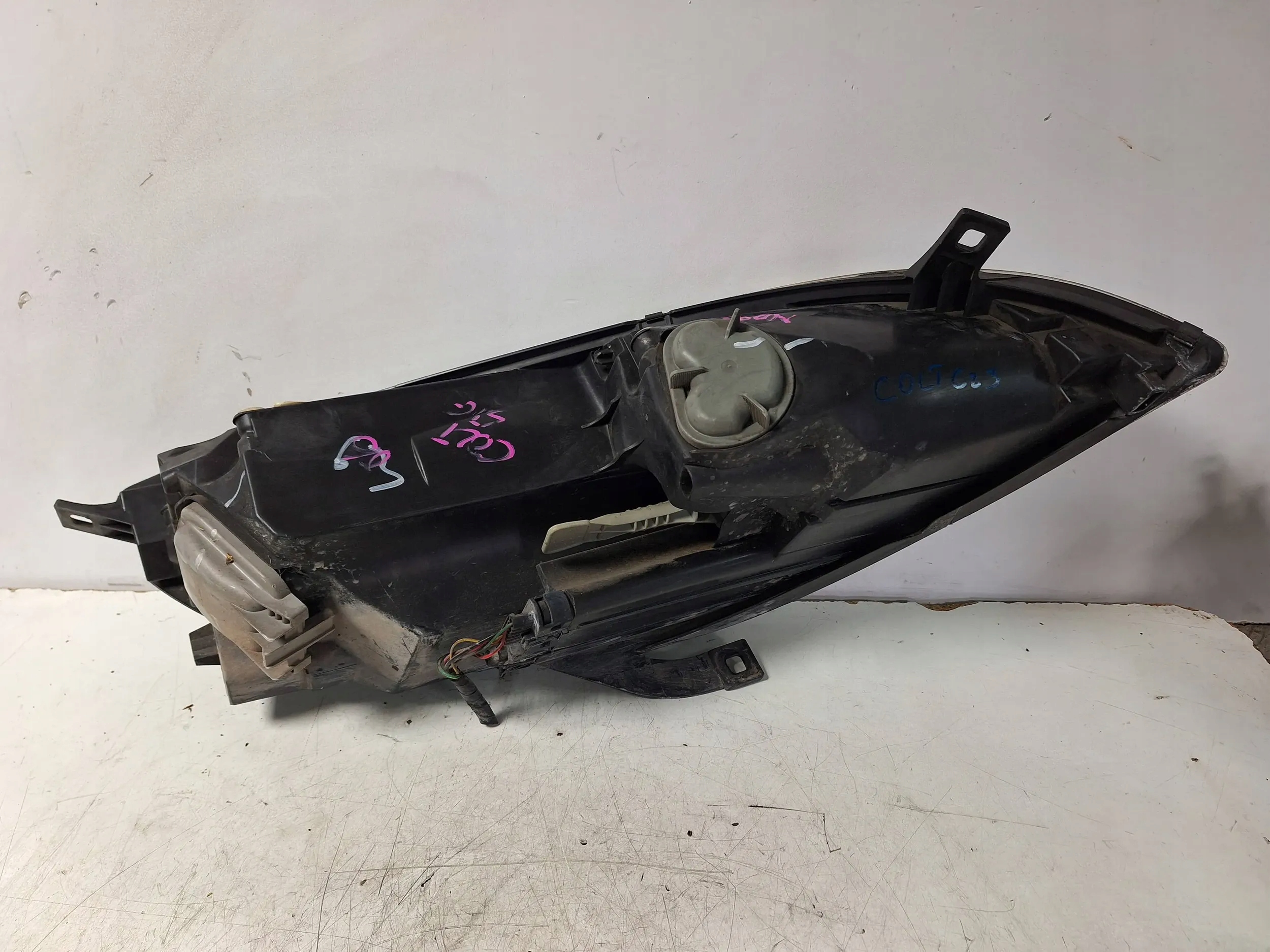 light front left Mitsubishi Colt 03-09 EU