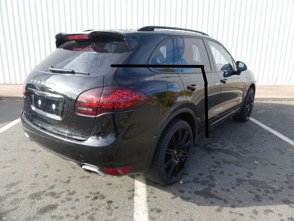 PORSCHE CAYENNE II 7P5 PAS TYLNY WANNA