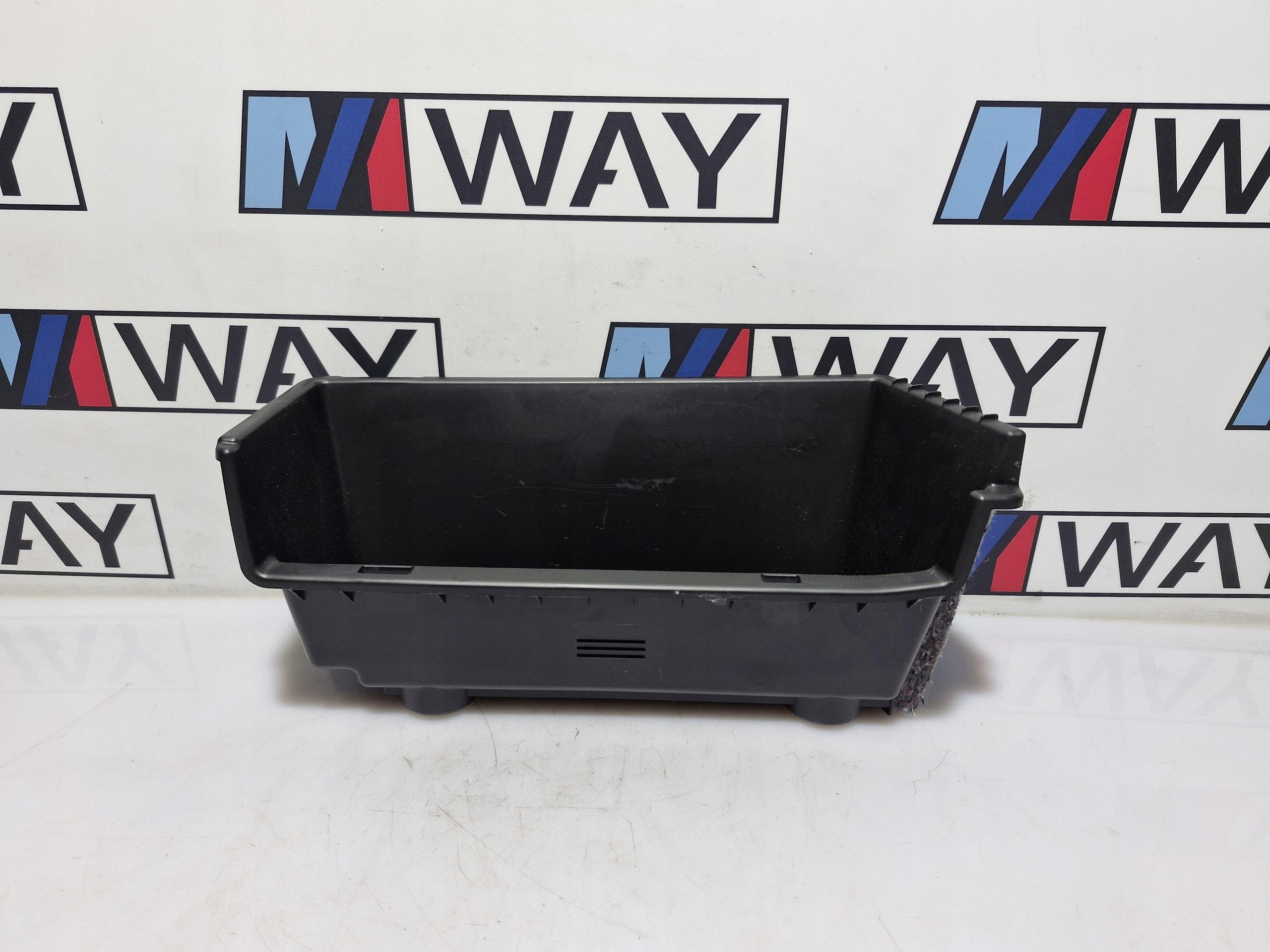 BMW G21 passenger compartment boot right rear part 7473732
