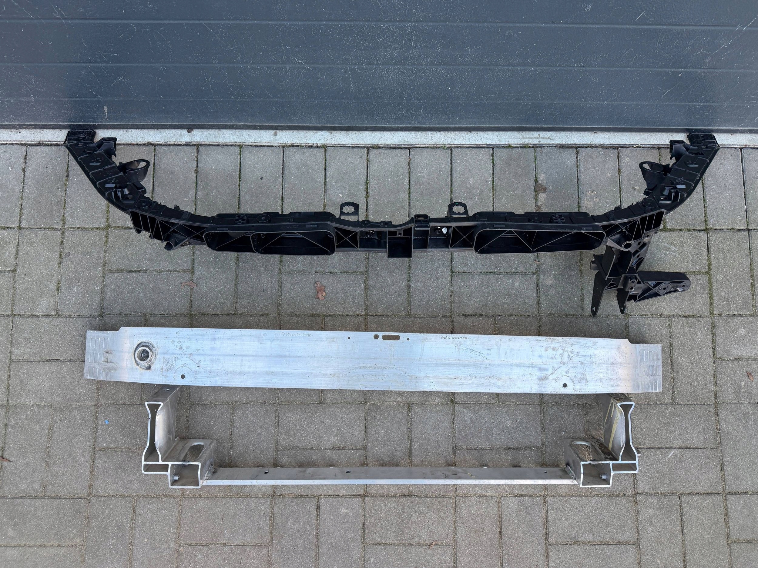 Mercedes-Benz A W177 support panel for radiators front pillar iron