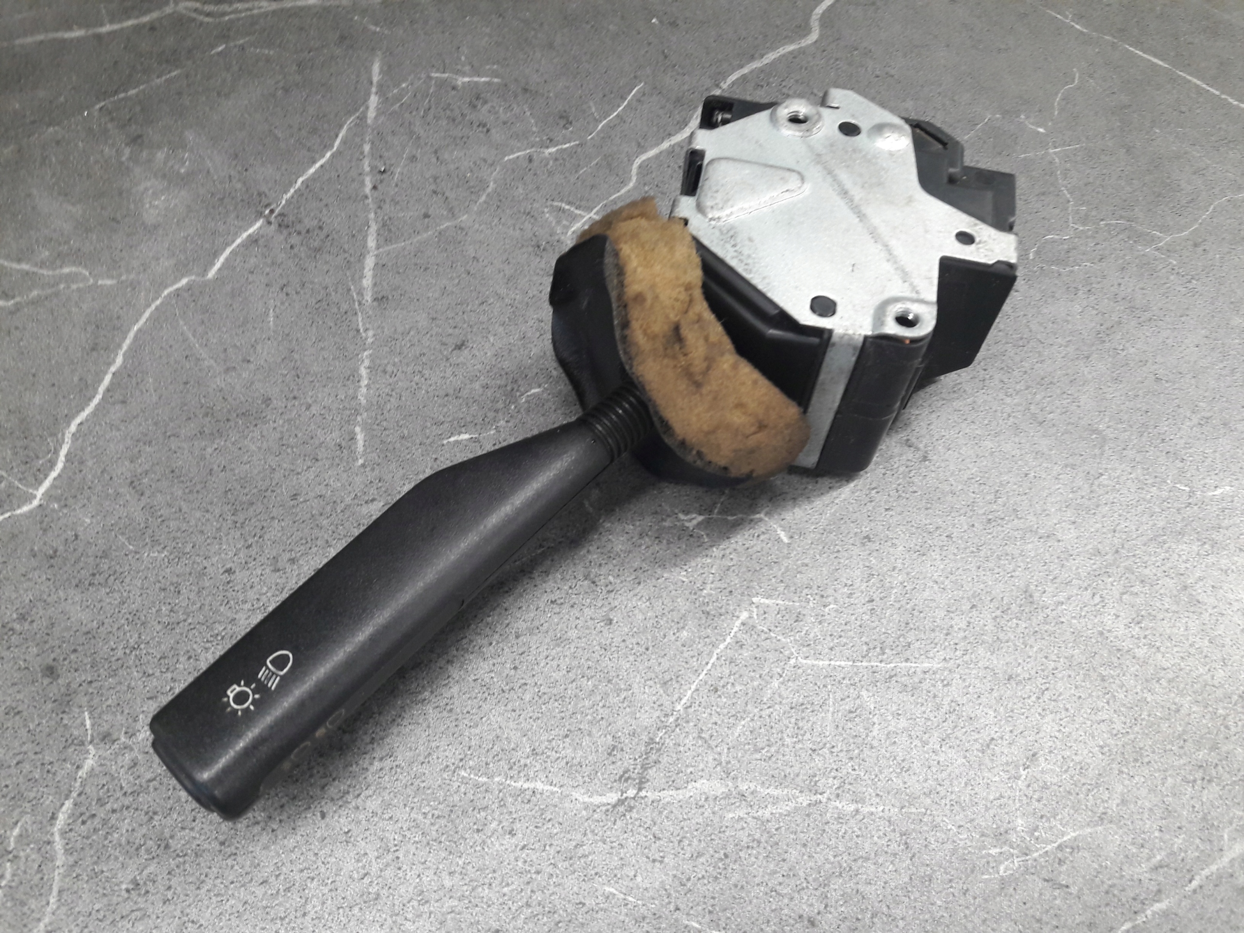 9753038580 przelacznik kierunkowskazow citroen ax Typ samochodu Samochody osobowe