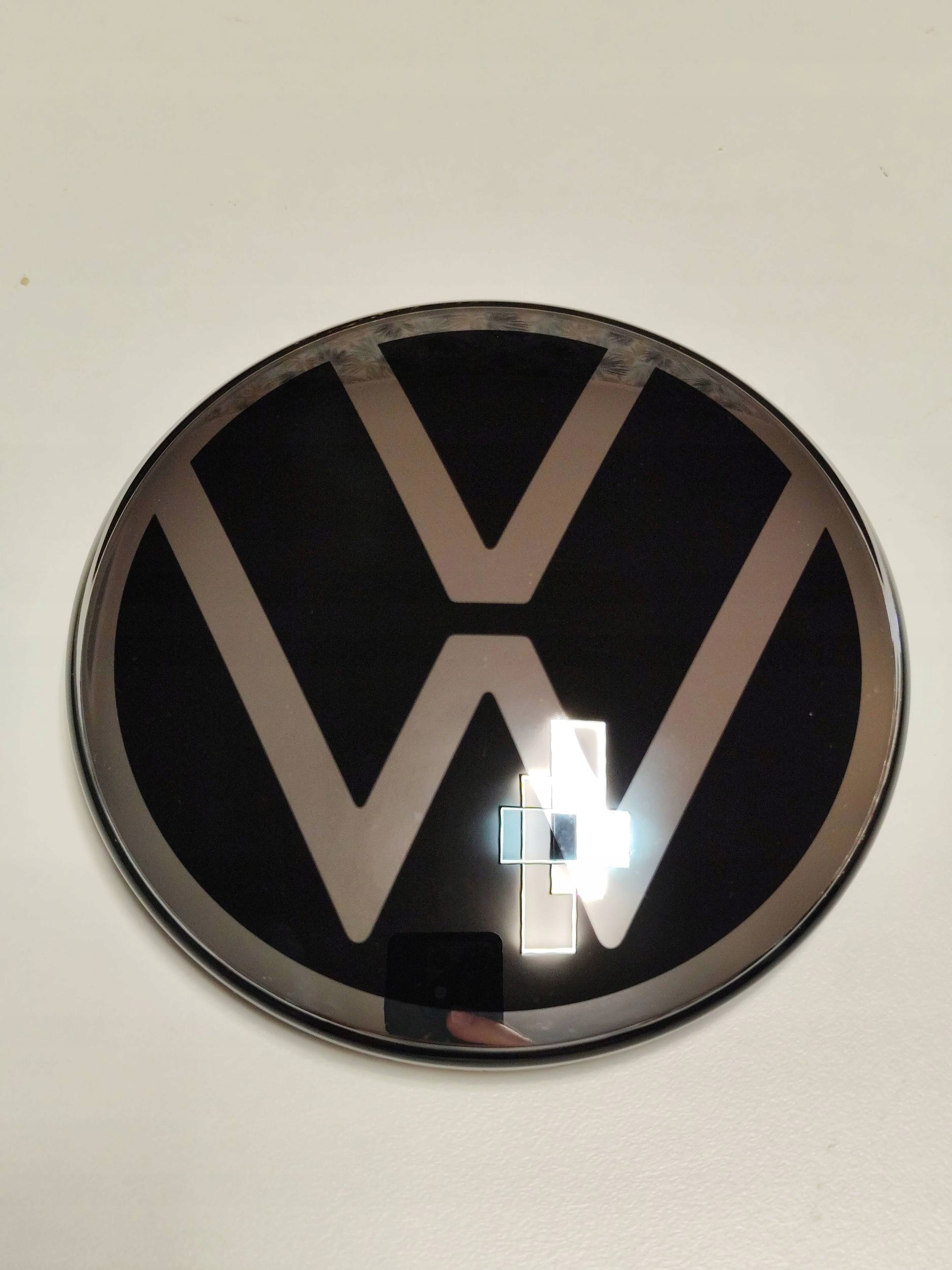 VW T-Roc T-Roc Cabrio T-Cross Emblemat Znaczek Przód Pod Radar Nowy Orygina