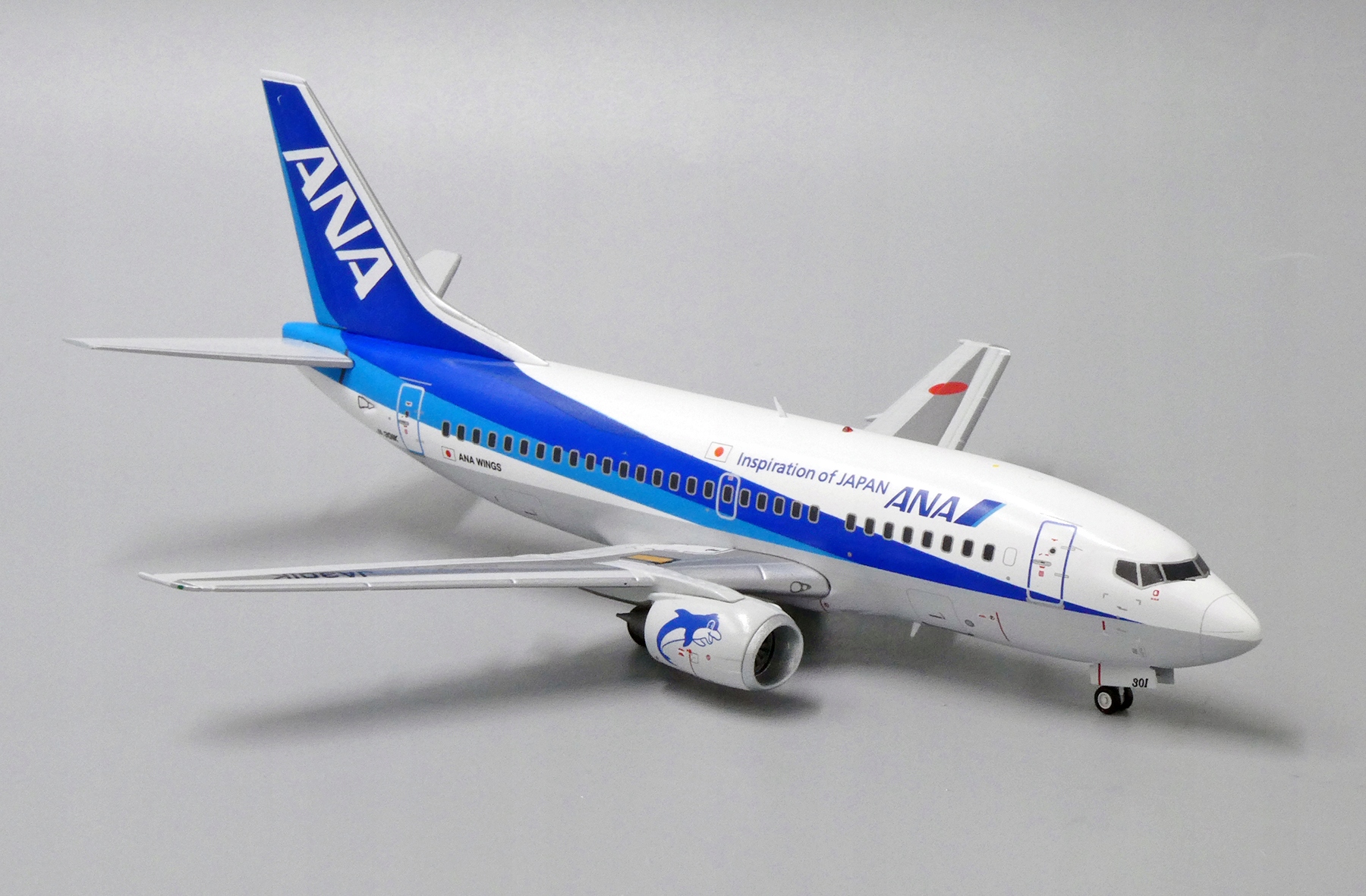 【未開封】ANA Boeing 737-500 1:200 Model samolotu Boeing 737-500 ANA Japan 1:200 - porównaj