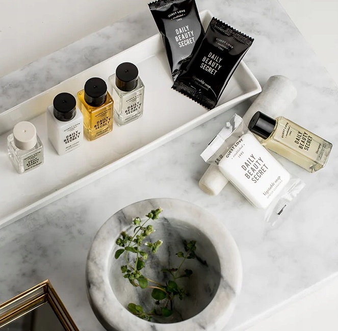 Mydło w Płynie do Rąk Oczyszczające Ginko Biloba SPA Hotel 480ml GUEST LOVE Marka GFL