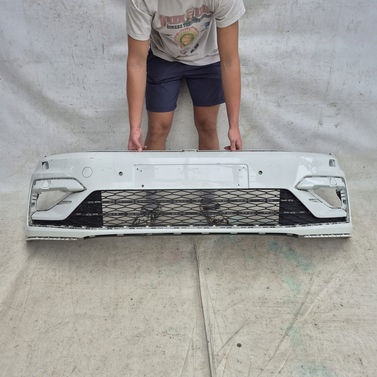VW TOURAN II 2 R-LINE 15-> bumper front front washer PDC