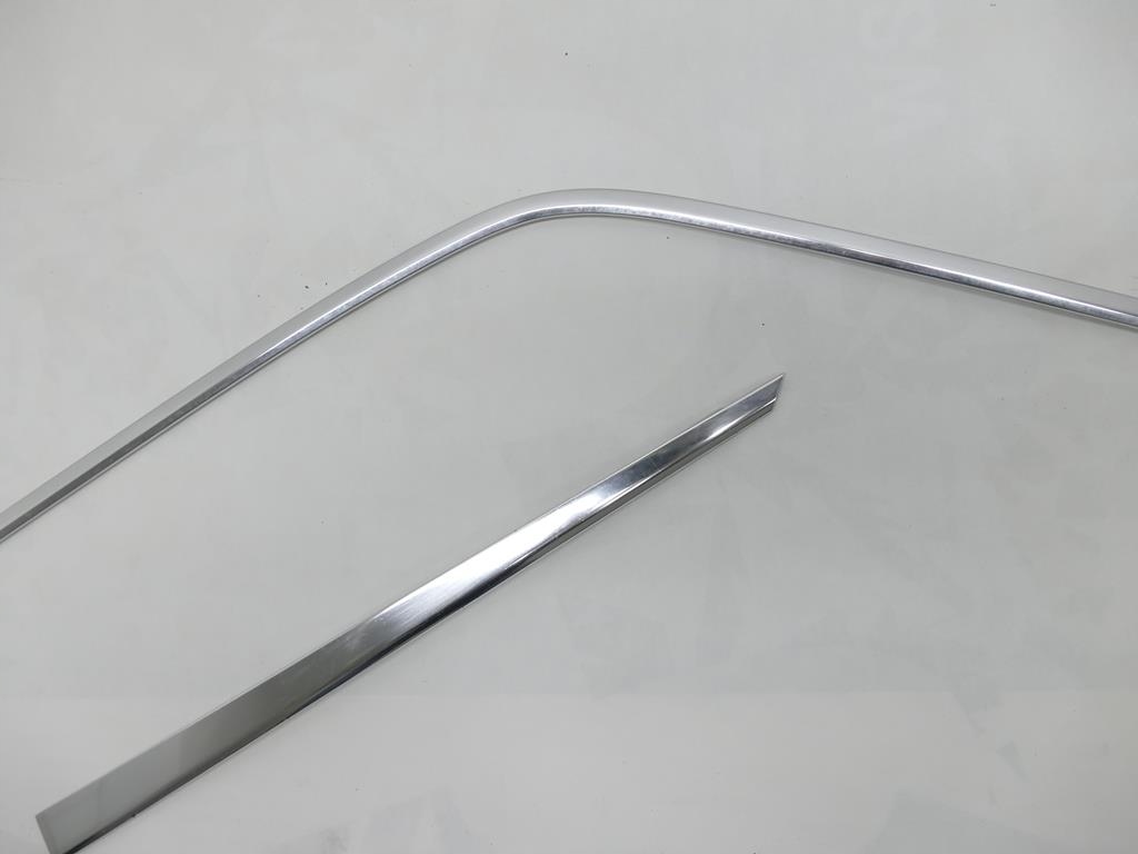 MERCEDES S W126 300 SE moulding door right front