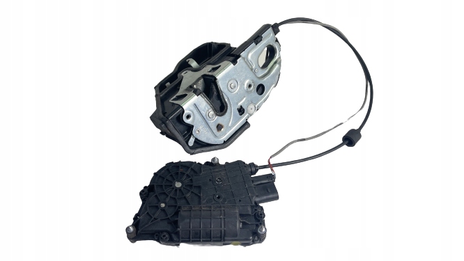 BMW 5 F07 замок двери передний левый 7148475