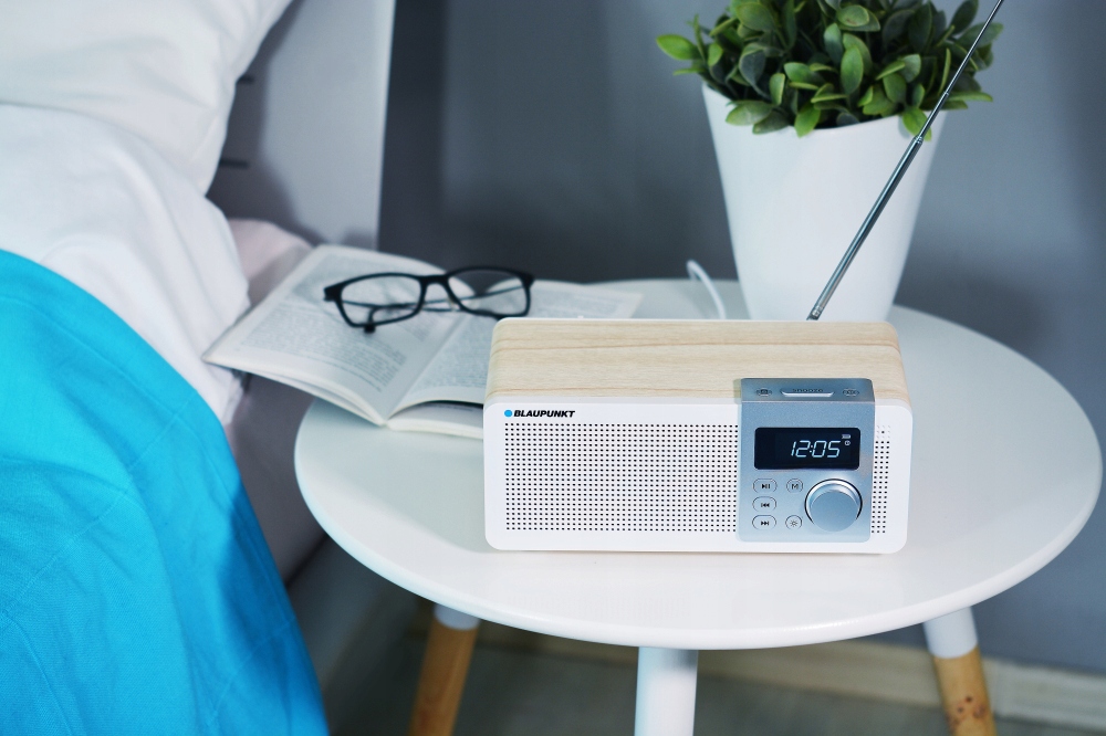 RADIO KUCHENNE PRZENOŚNE I GŁOŚNIK USB BLUETOOTH W JEDNYM Stan opakowania oryginalne