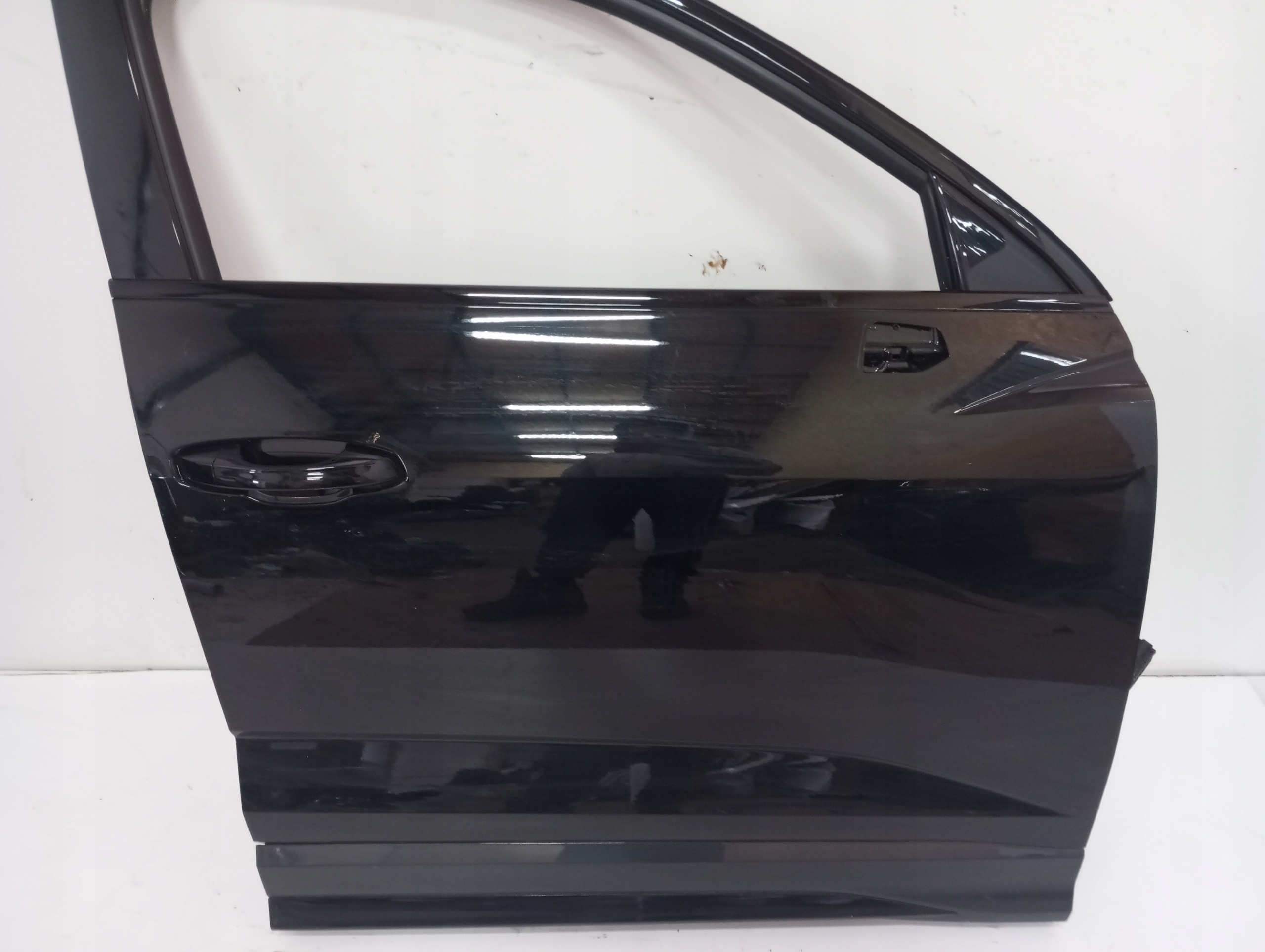 door right front AUDI Q3 83A COUPE 22R