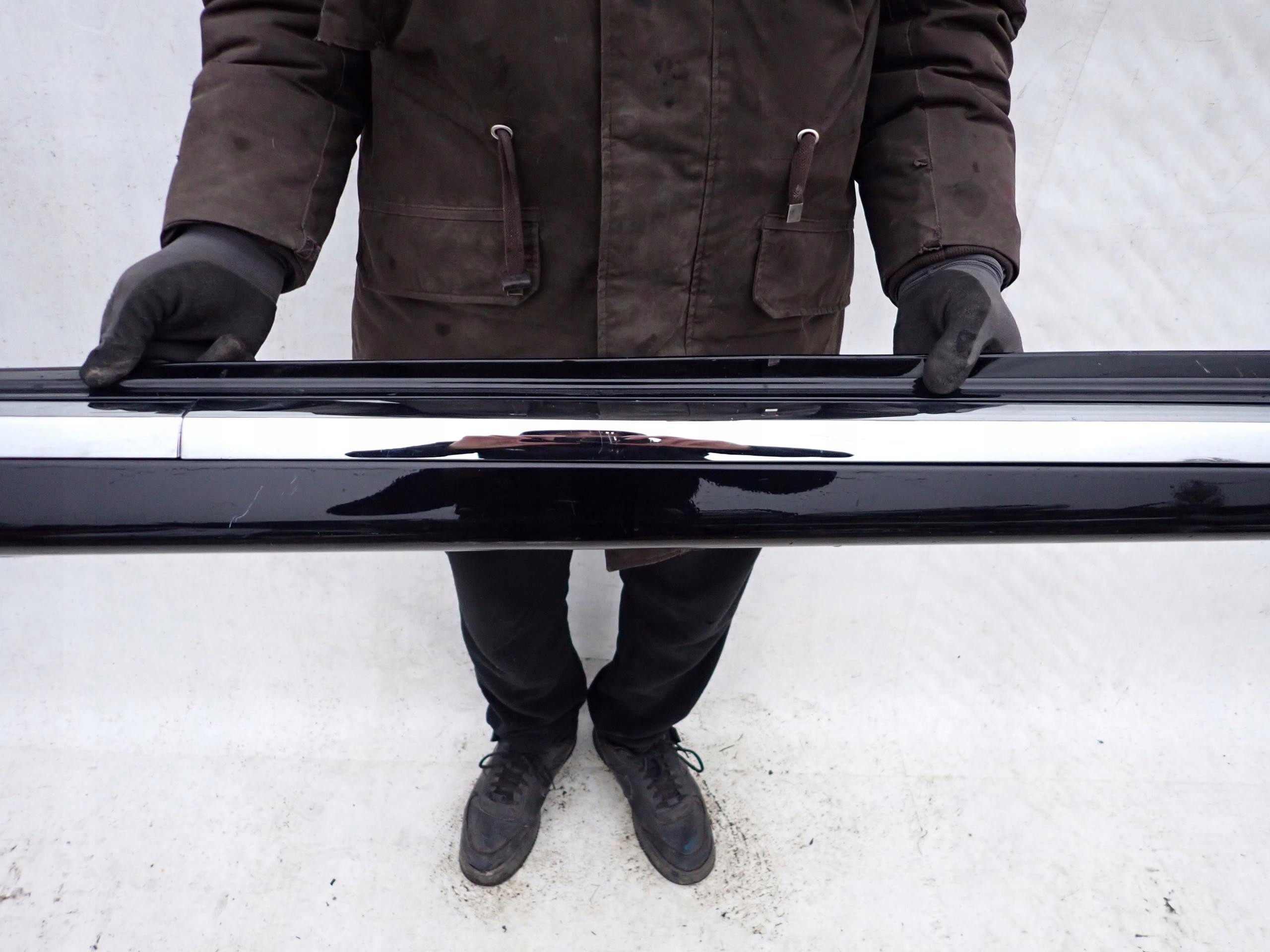 MITSUBISHI OUTLANDER III LIFT threshold moulding right