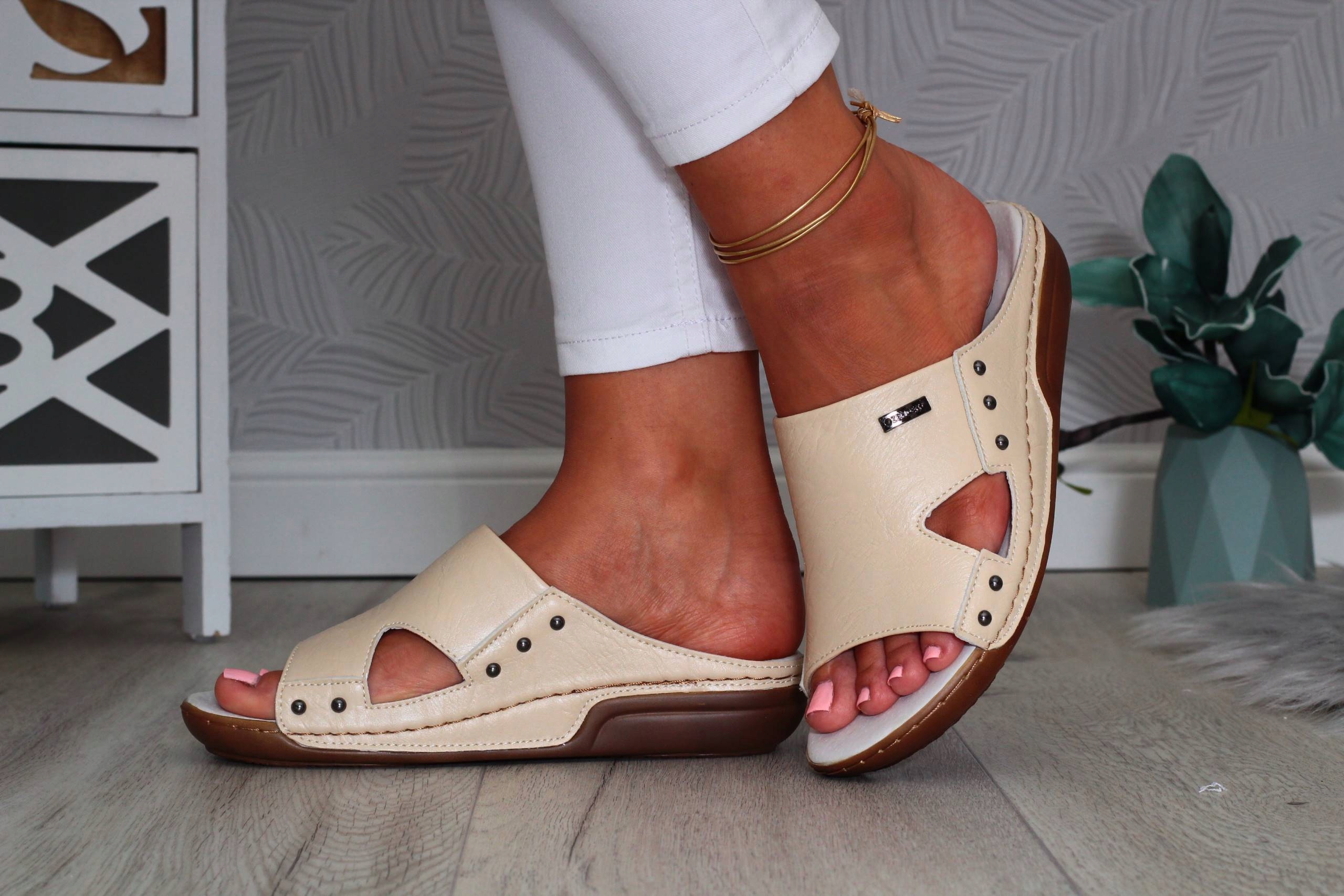 KLAPKI DAMSKIE SZYTE MODNE LEKKIE WYGODNE Rozmiar 37