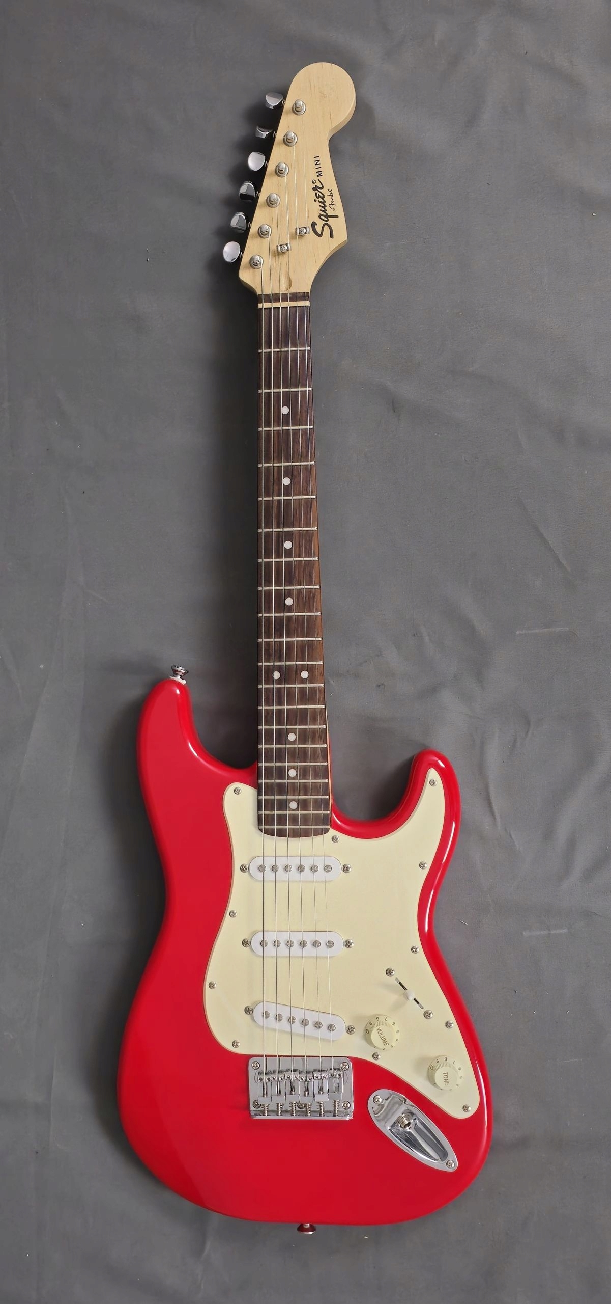 Squier Mini Stratocaster - Niska cena na Allegro Squier Mini Stratocaster - Niska cena na Allegro