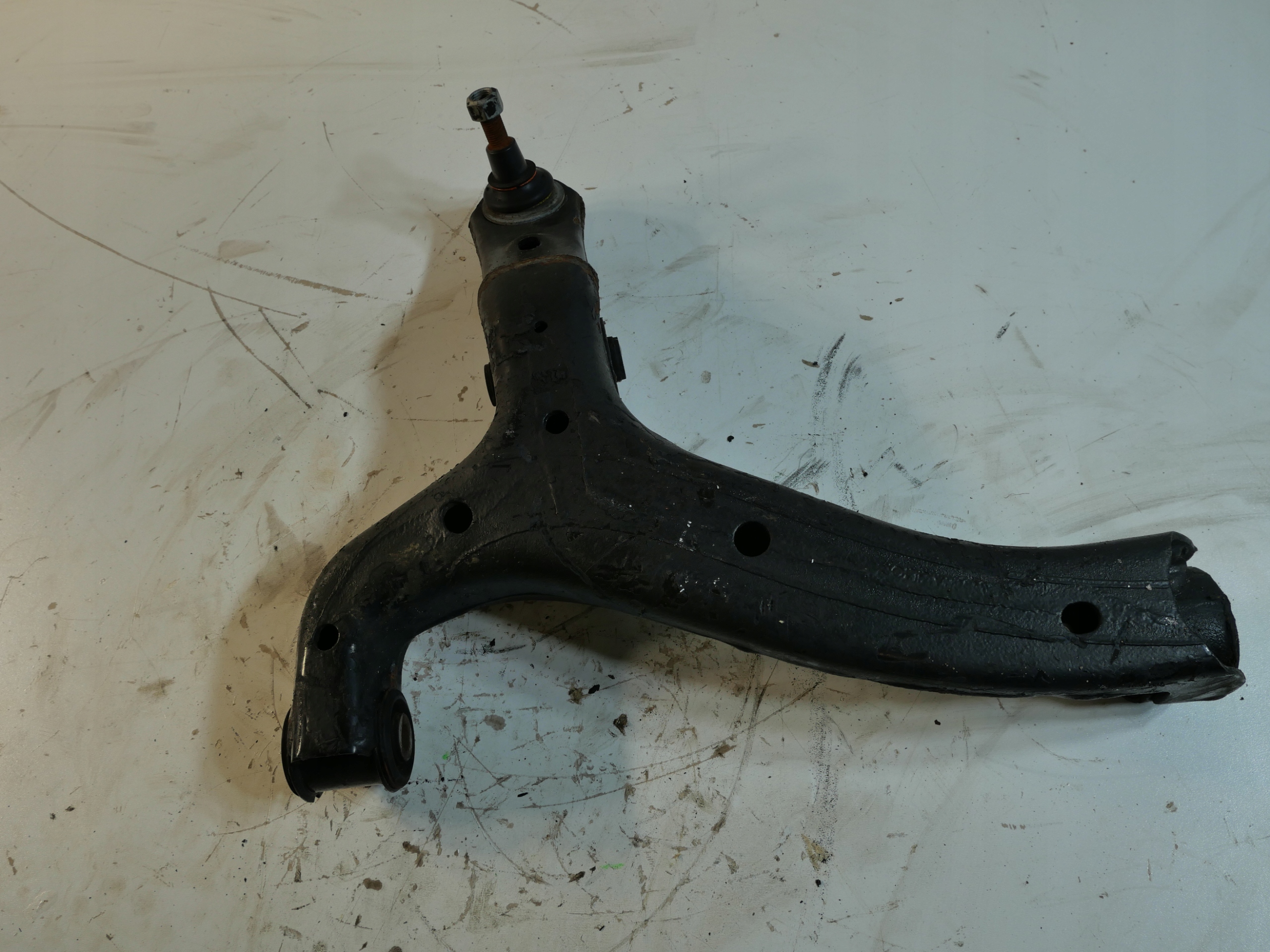 Querlenker vorne DOL links VW AMAROK 2H0