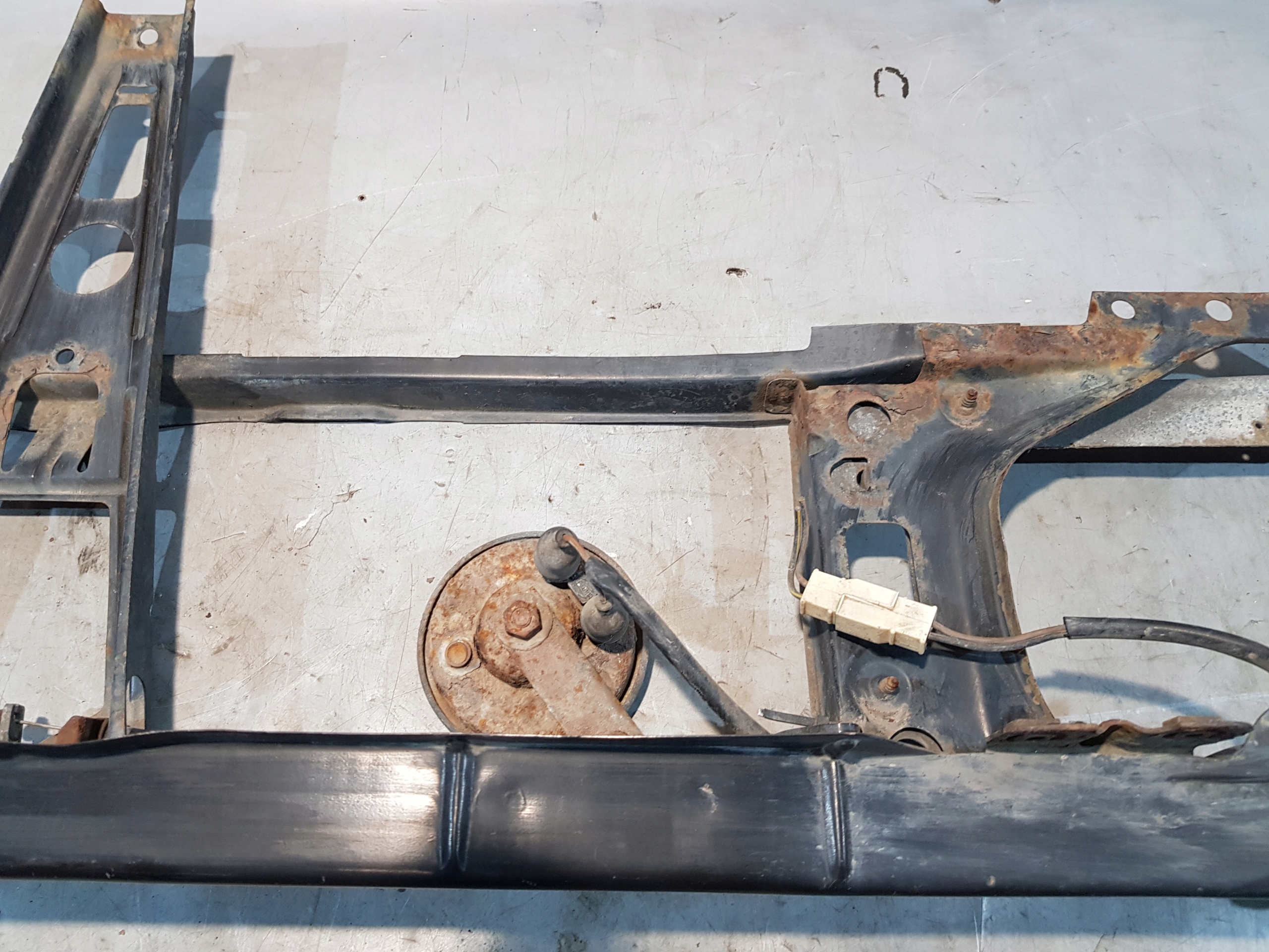 wall support of the front,NOSEK VW JETTA and