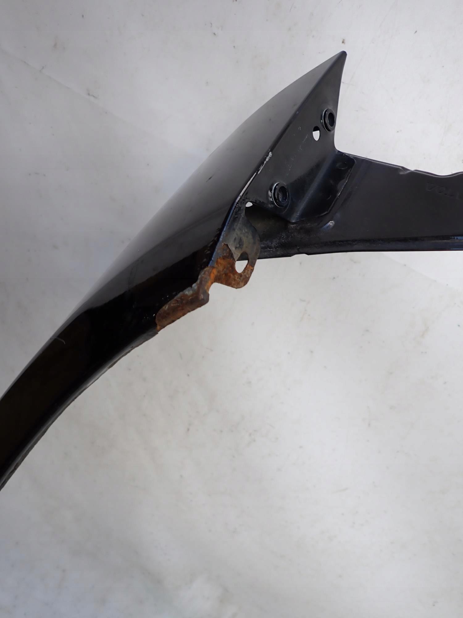 VOLVO V60 and 1 S60 II 2 10-13 fender front front right