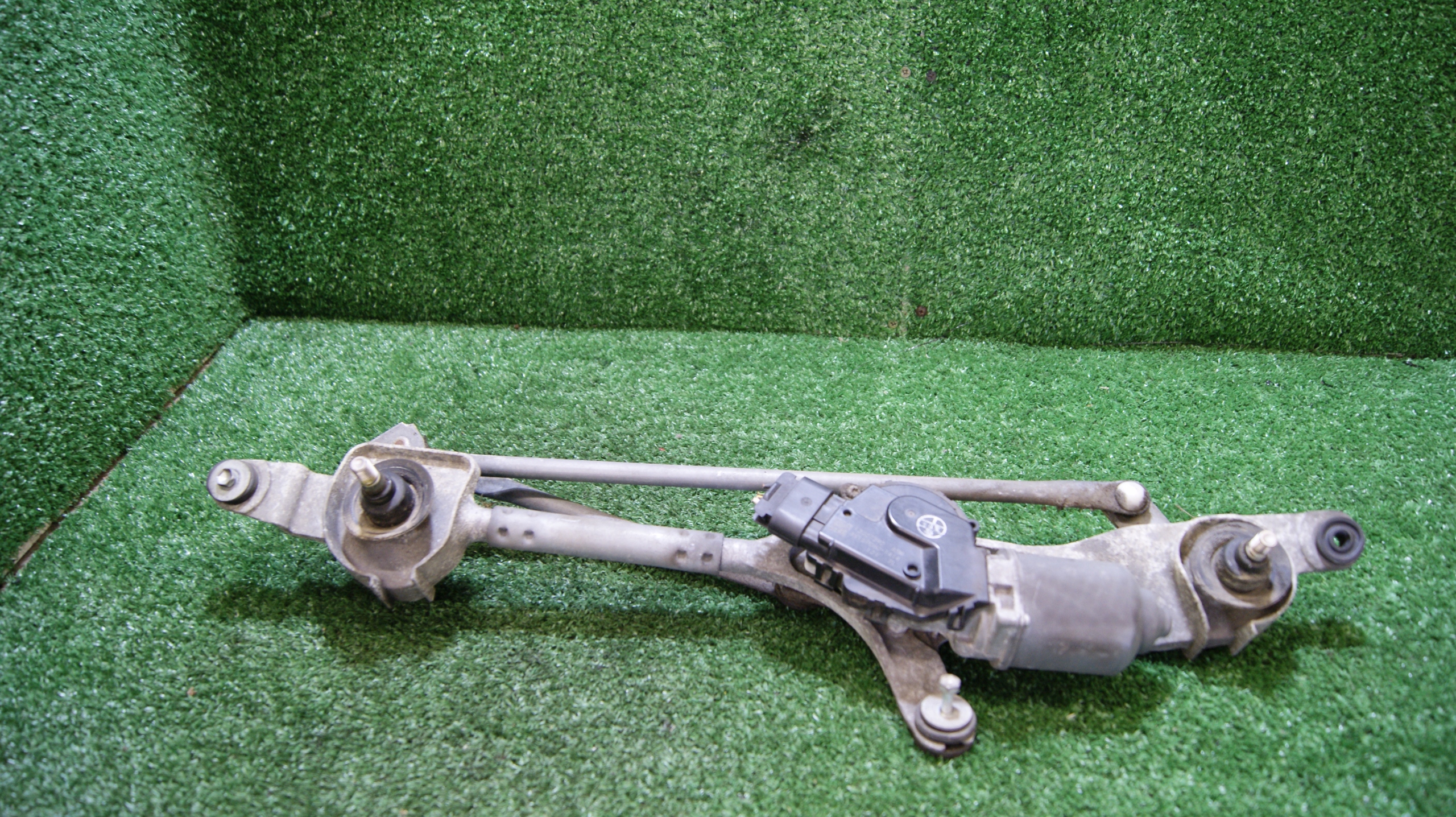 wiper mechanism front OPEL INSIGNIA 13227392ASM