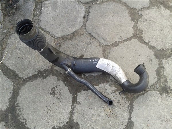 ТРУБА ВОЗДУХОВОДА PEUGEOT 607 2.2 HDI LIFT