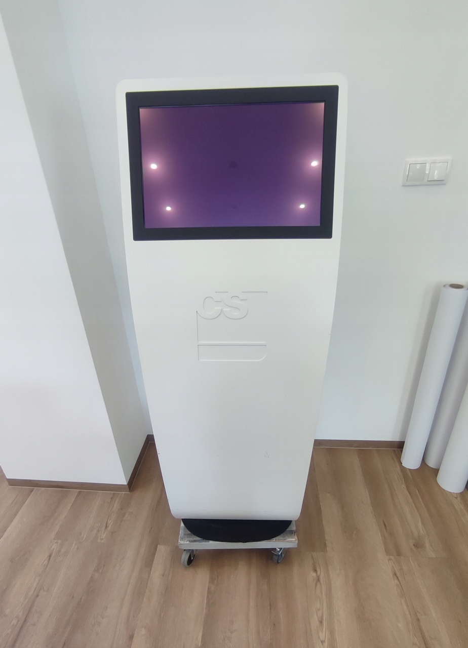KIOSK INTERAKTYWNY AiO