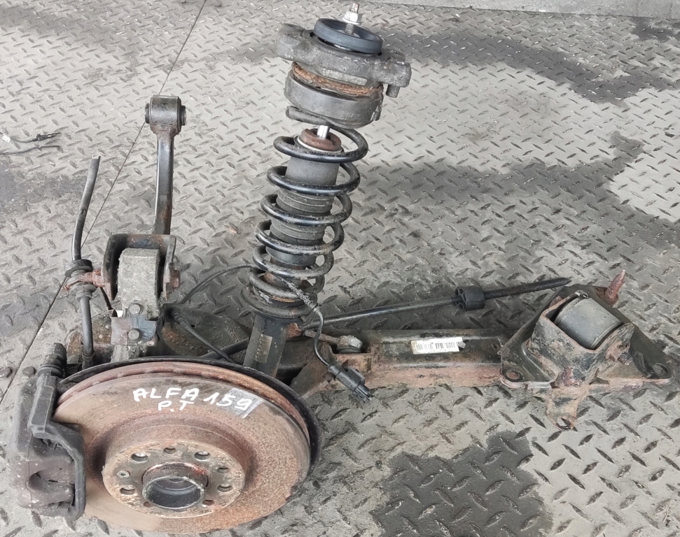 Alfa Romeo 159 кроссовер правый задний нюхатель в сборе.