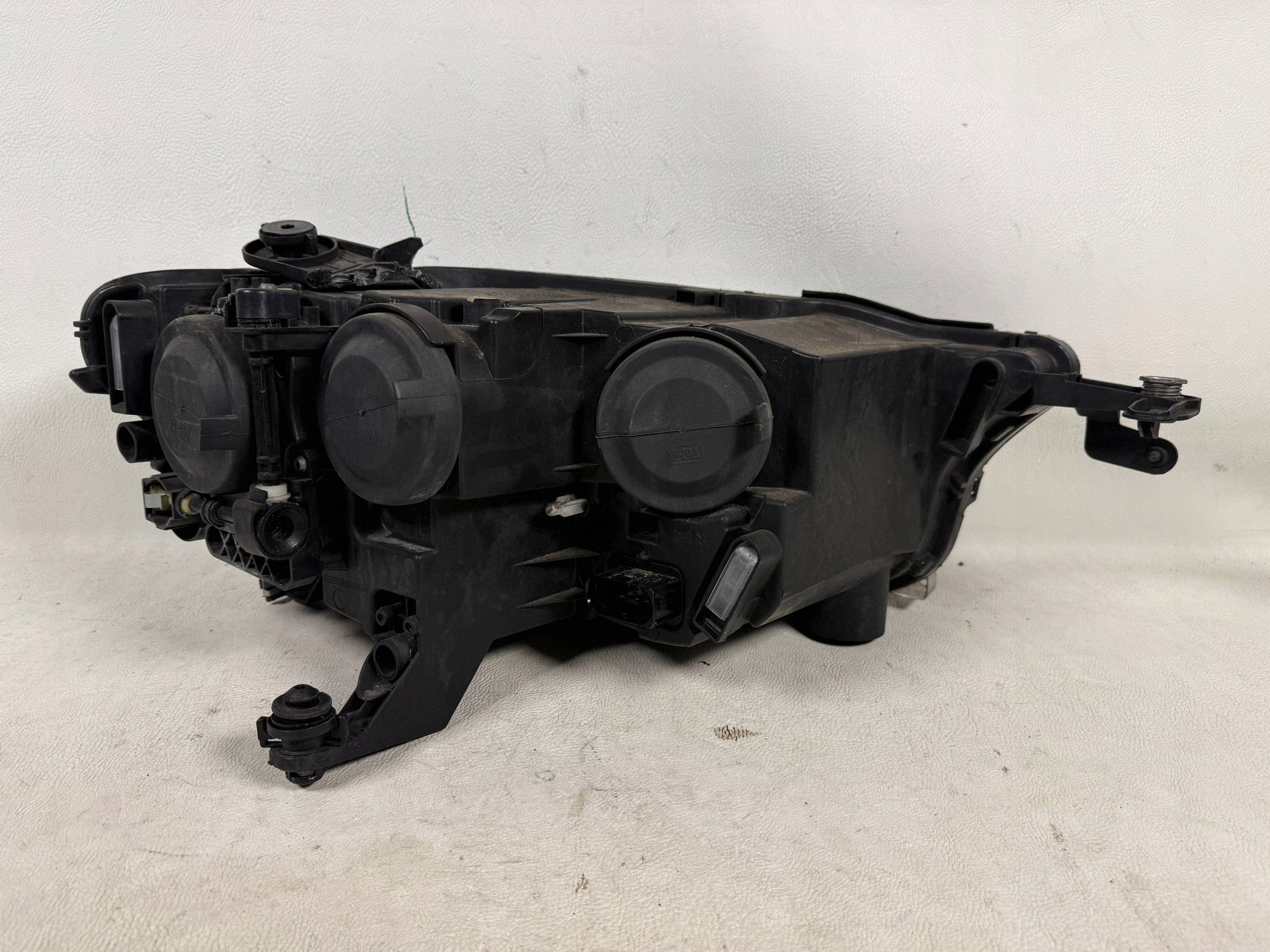 Vw T-roc 2GA 17- light left front front