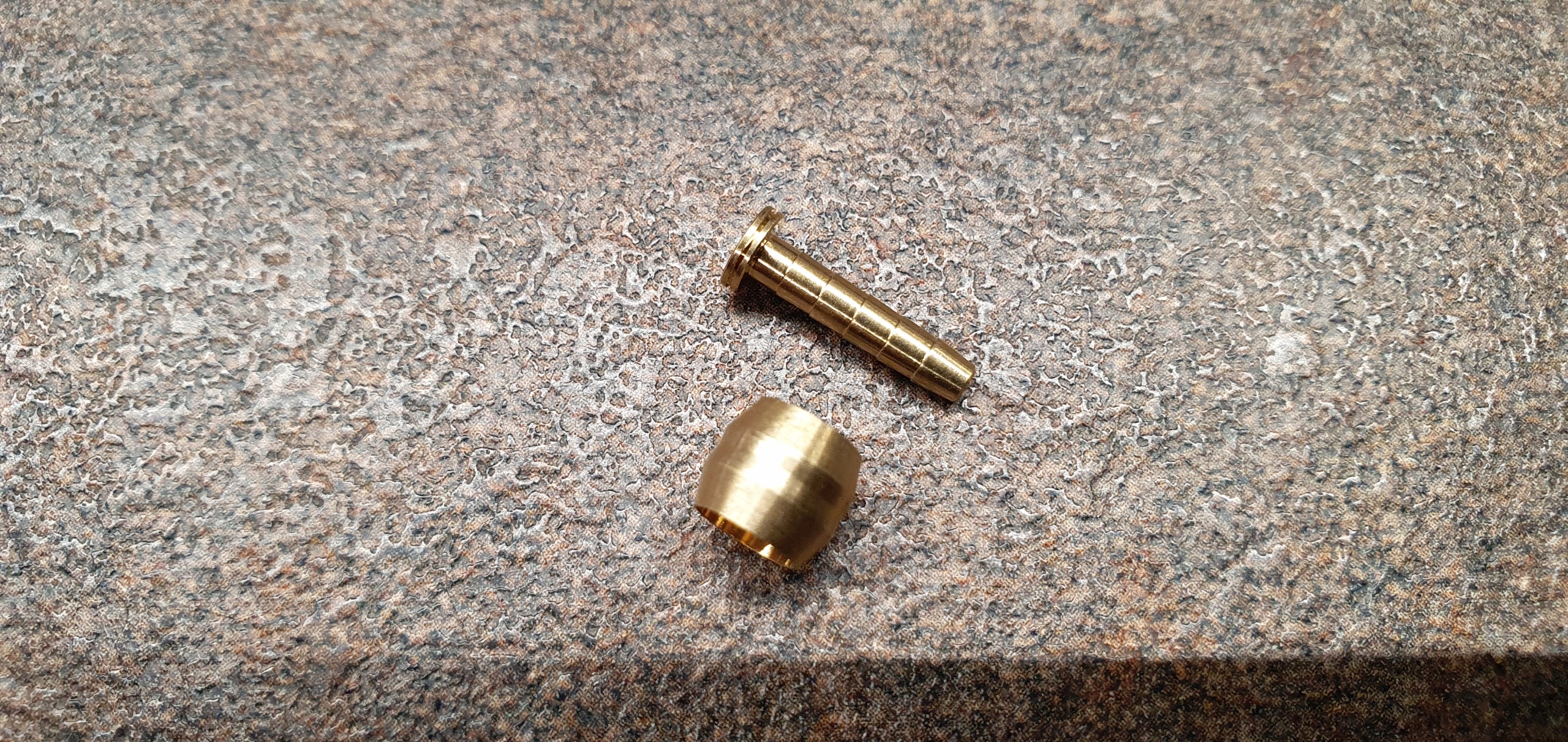 

Oliwka i wkład do przewodu hydraulicznego Shimano