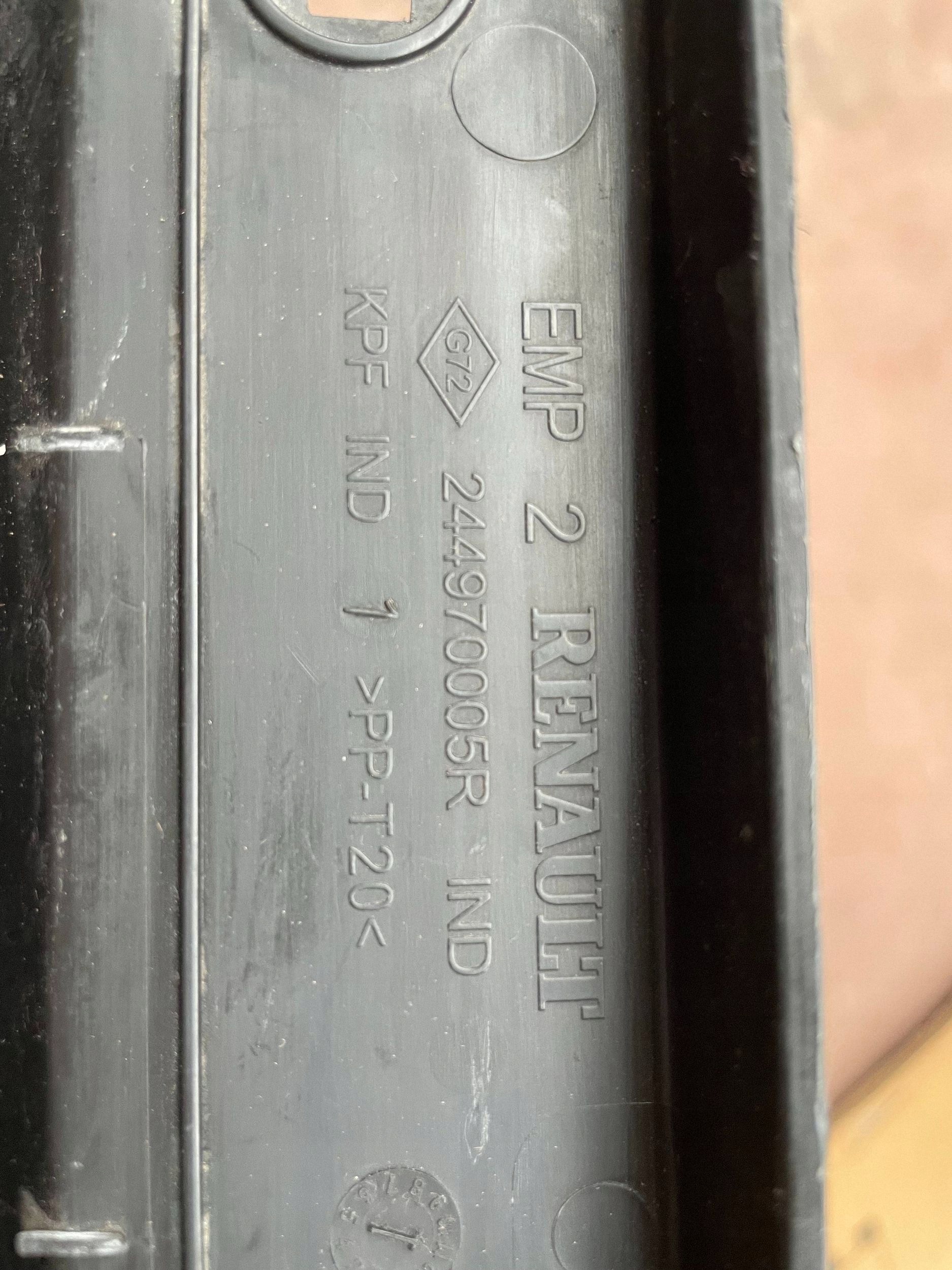 držiak Obal akumulátora Renault Laguna III OEM 244970005R !J