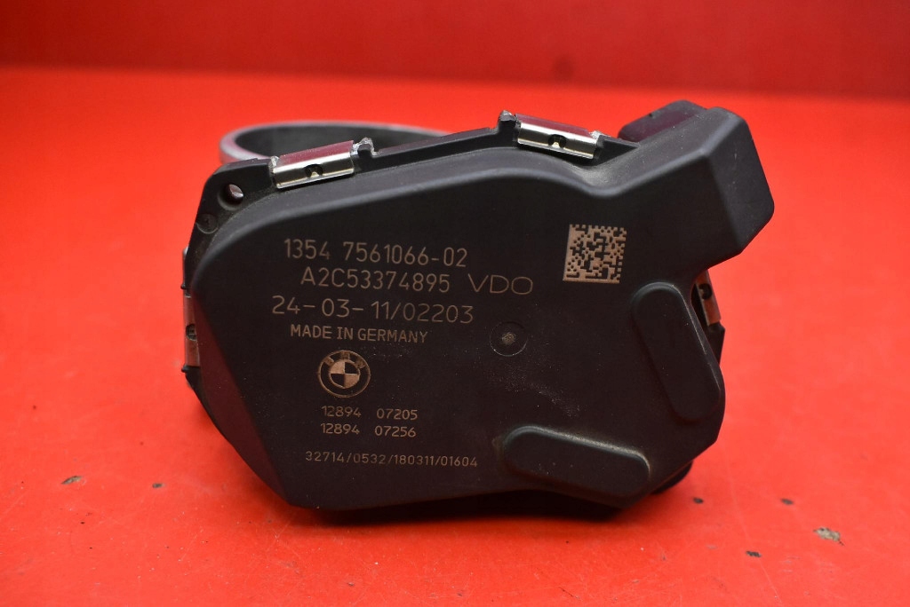 Valvola a farfalla 7561066 BMW E90 E91 2.0i 143 KM 08-13
