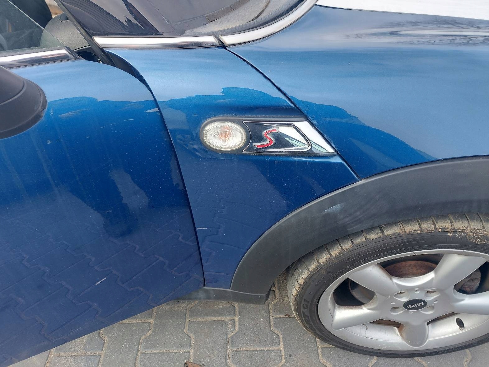 complete front MINI CLUBMAN and 162705-03 162705-02