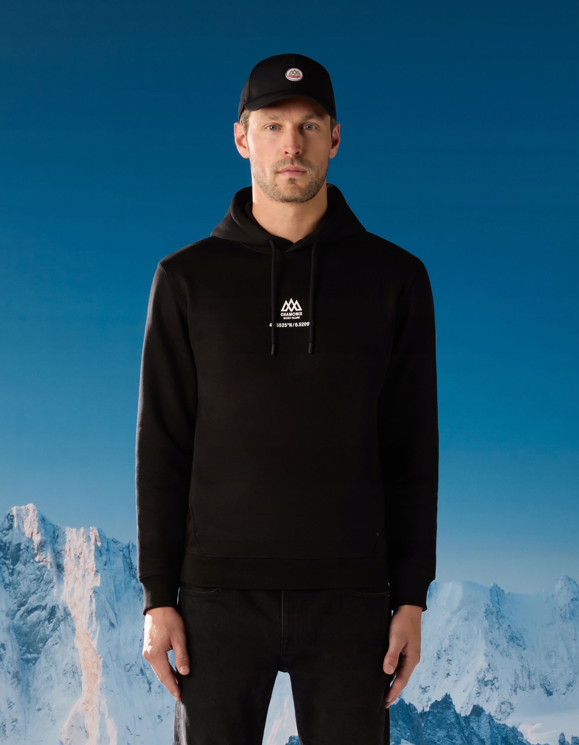 Celio Mikina s kapucí Chamonix-Mont-Blanc