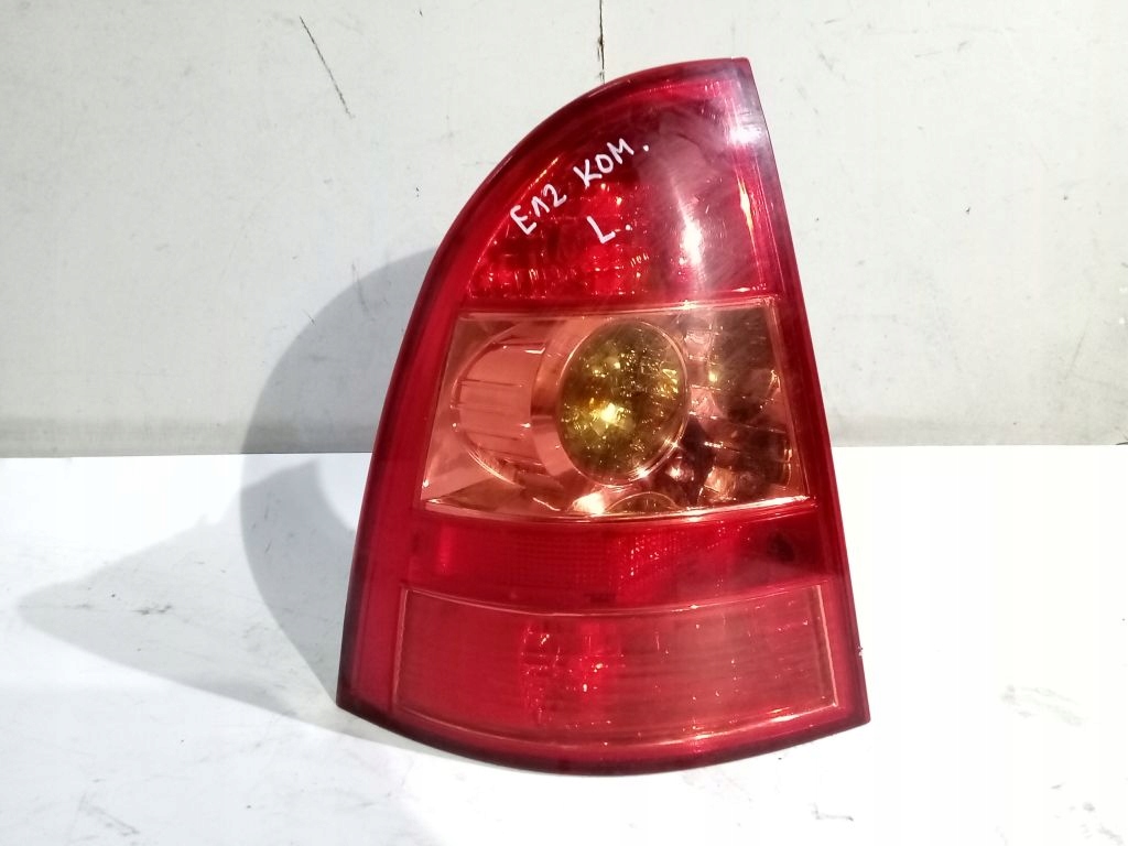 Toyota Corolla E12 kombi light left rear part rear